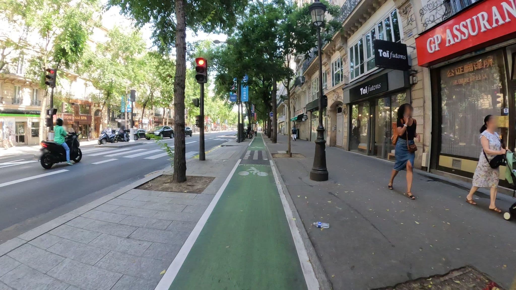 Street view near Àmoi, Porte Saint-Martin — © Nzau (CC BY-SA · Mapillary)