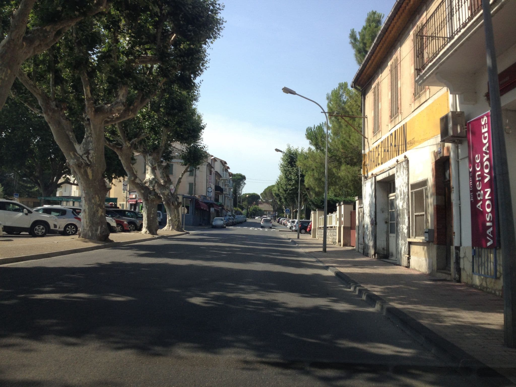Street view near Selectour - Ailleurs Voyages, Vaison-la-Romaine — © zimmy (CC BY-SA · Mapillary)
