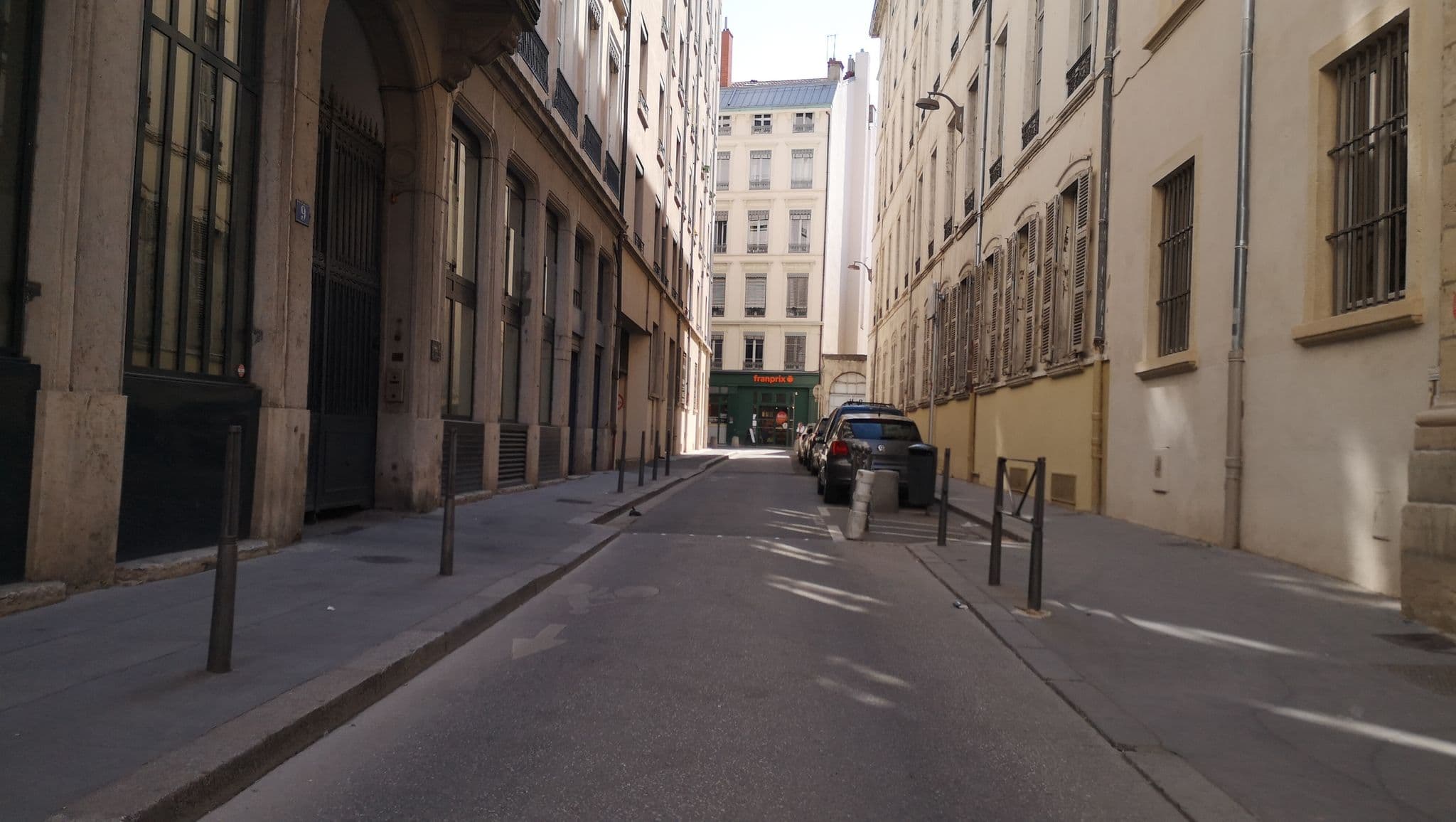 Street view near HAMAC Suites Lyon Boissac, Lyon 02 — © blueberry (CC BY-SA · Mapillary)