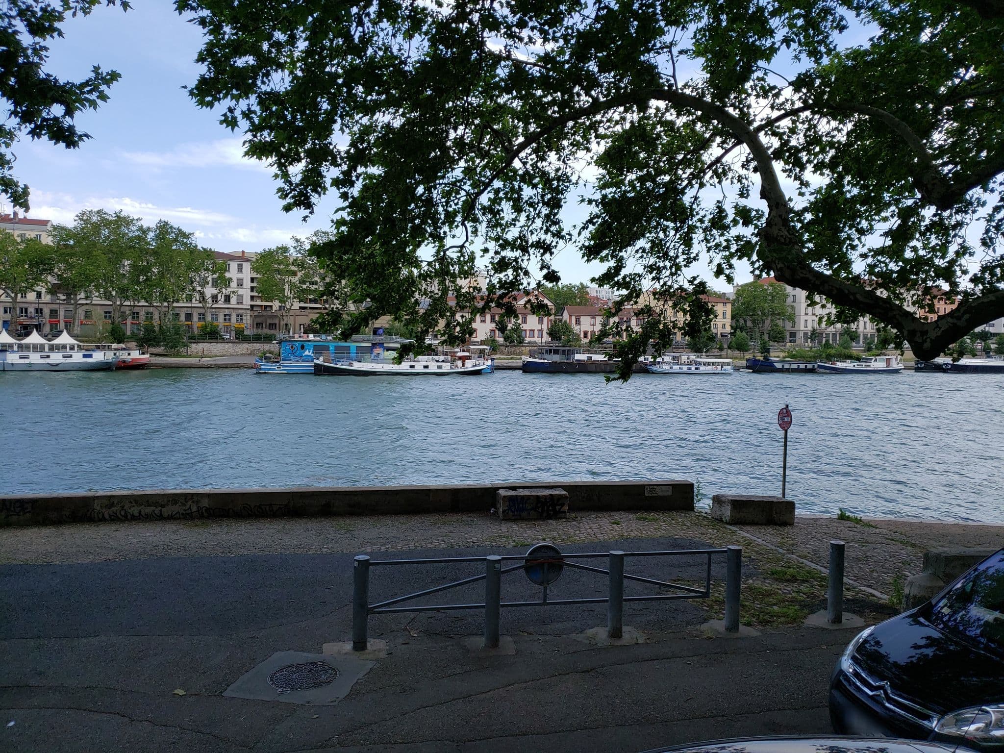 Street view near DMCI, Lyon 02 — © mapfool (CC BY-SA · Mapillary)