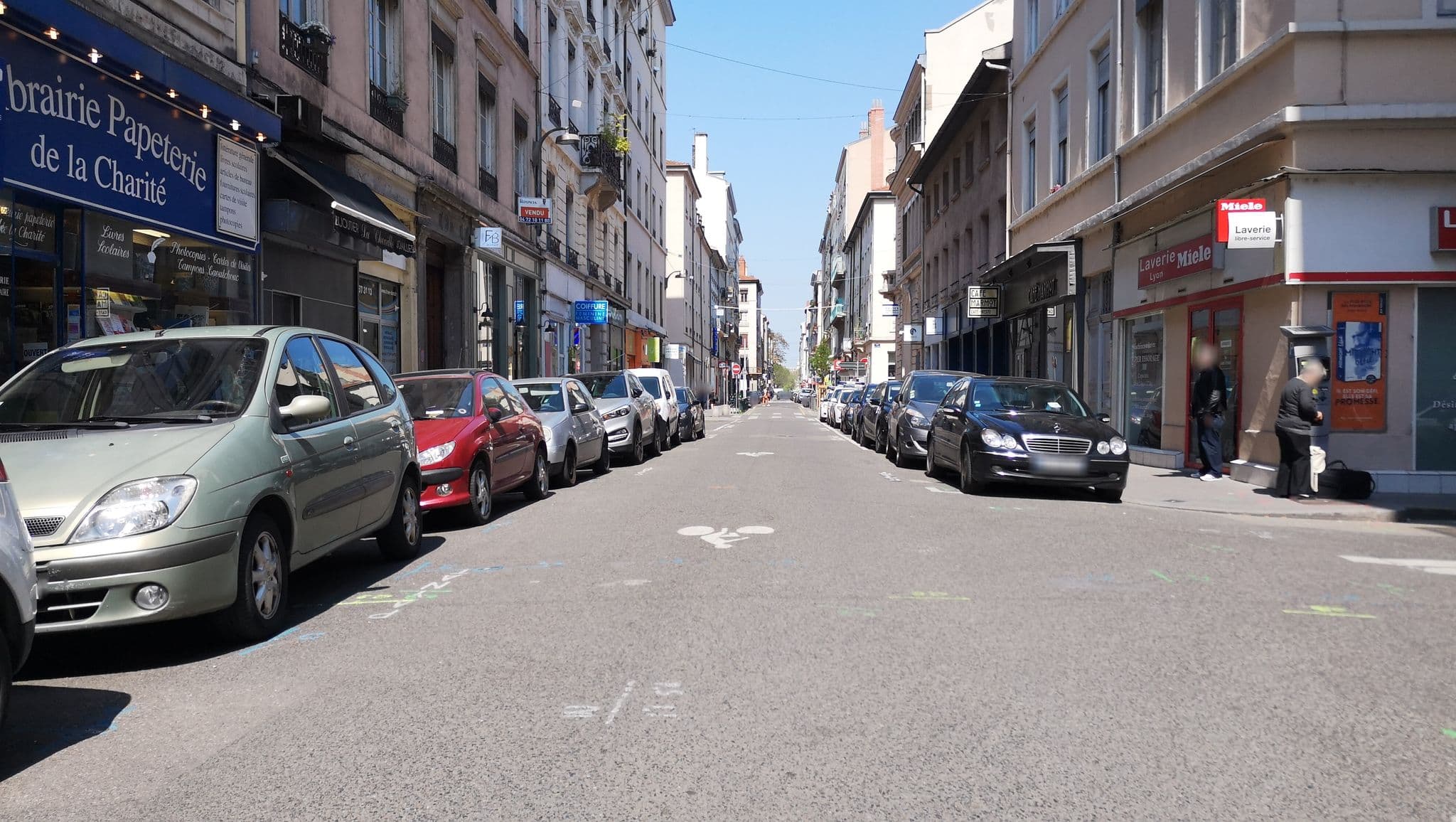 Street view near Charme et Modernité au Cœur de Lyon, Lyon 02 — © blueberry (CC BY-SA · Mapillary)