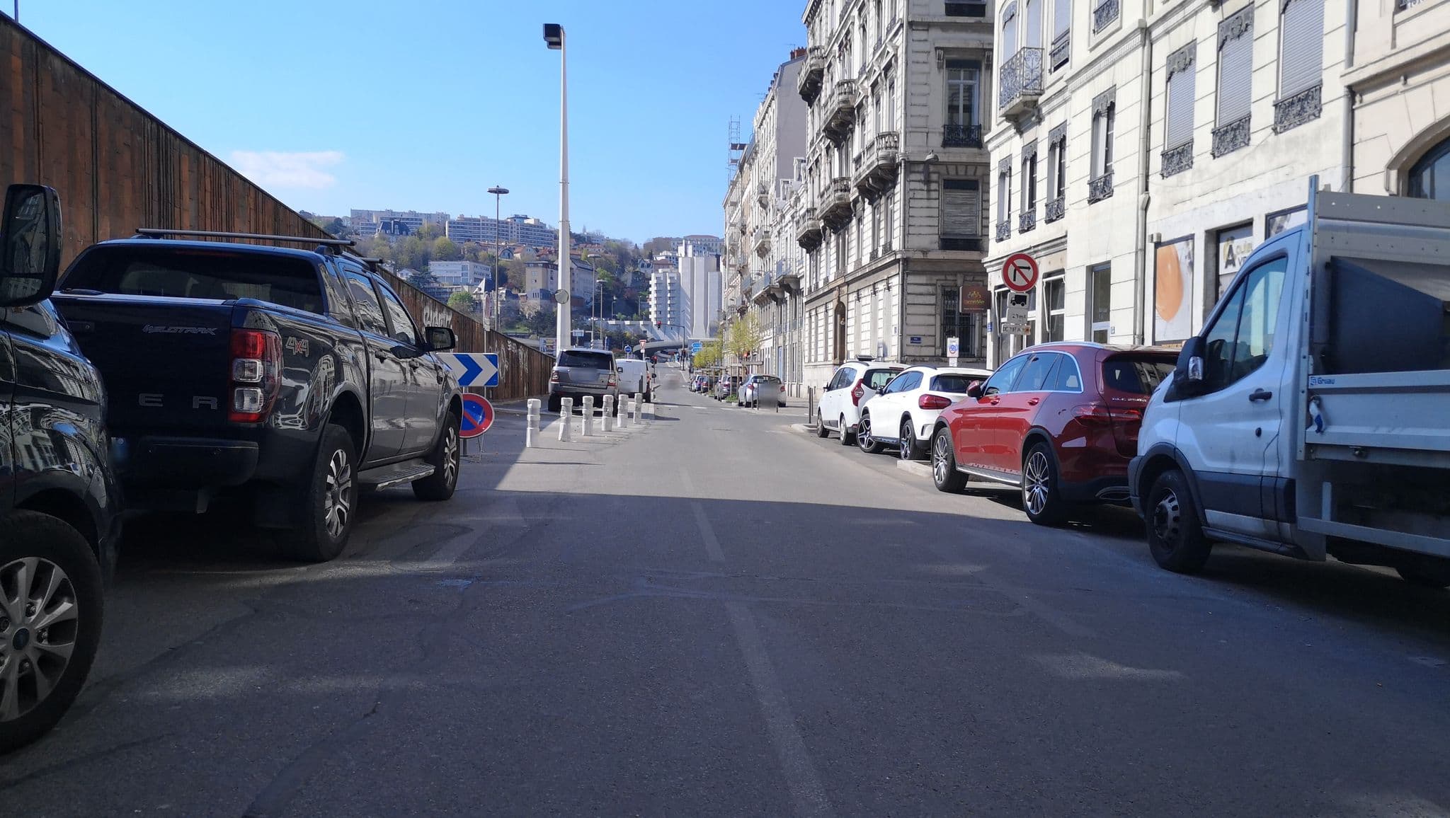 Street view near L'Imprimerie, Lyon 02 — © blueberry (CC BY-SA · Mapillary)