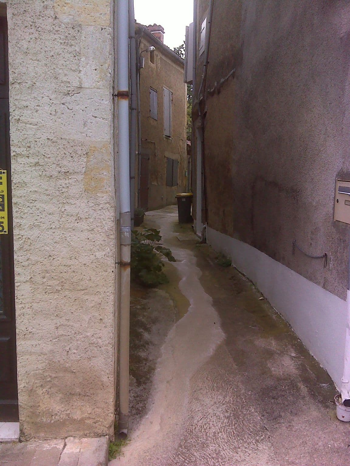 Street view near La Halte du Kiosque, Condom — © bernardvoyageur (CC BY-SA · Mapillary)