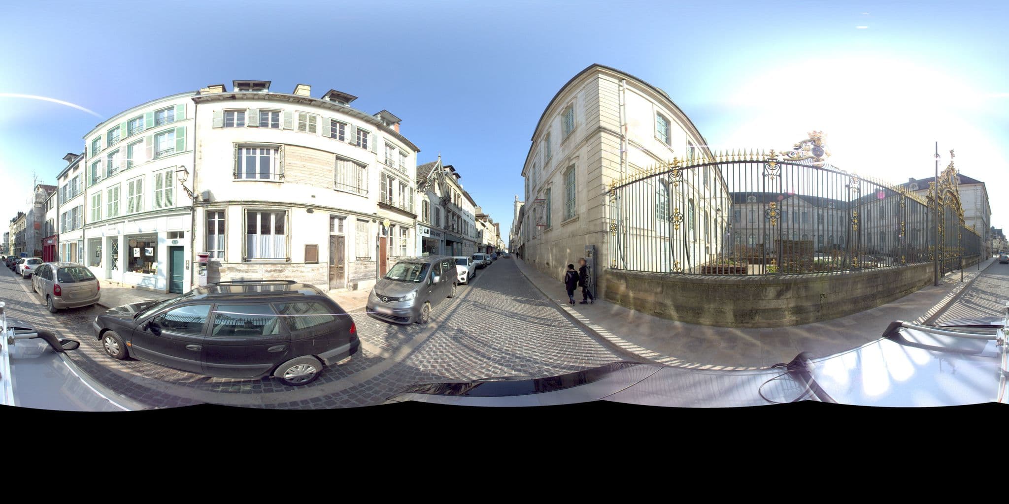 Street view near Le Coeur de Troyes, Troyes — © hervew (CC BY-SA · Mapillary)