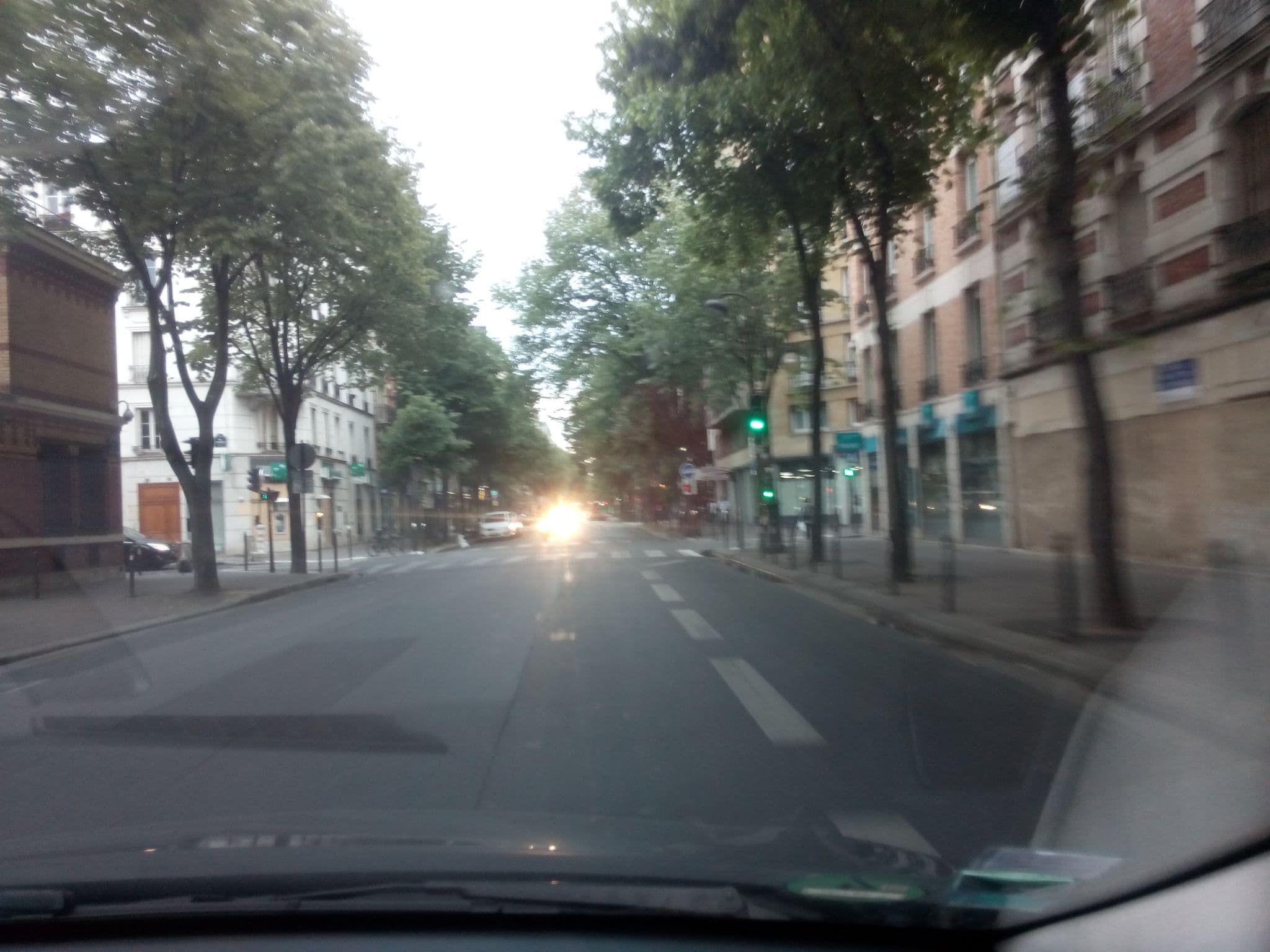 Street view near La quinzerie, Paris 15 Vaugirard — © jibec (CC BY-SA · Mapillary)