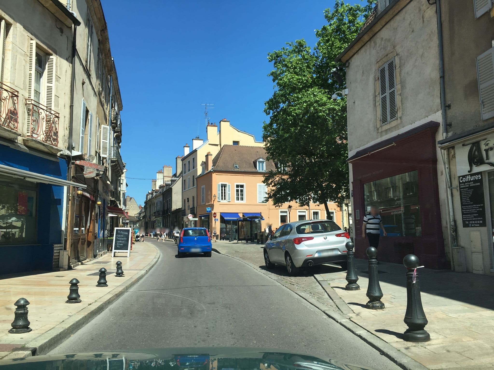 Street view near Loft Zola, Dijon — © df45 (CC BY-SA · Mapillary)