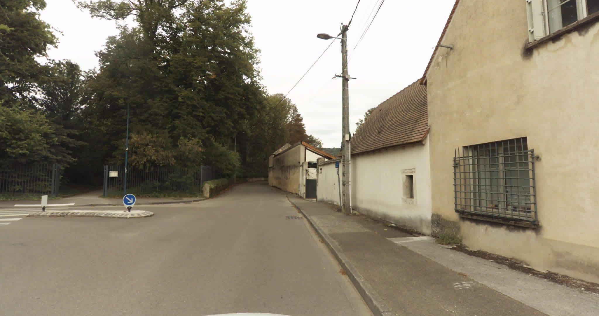 Street view near Les chambres du Foulot, Beaune — © sogefi (CC BY-SA · Mapillary)