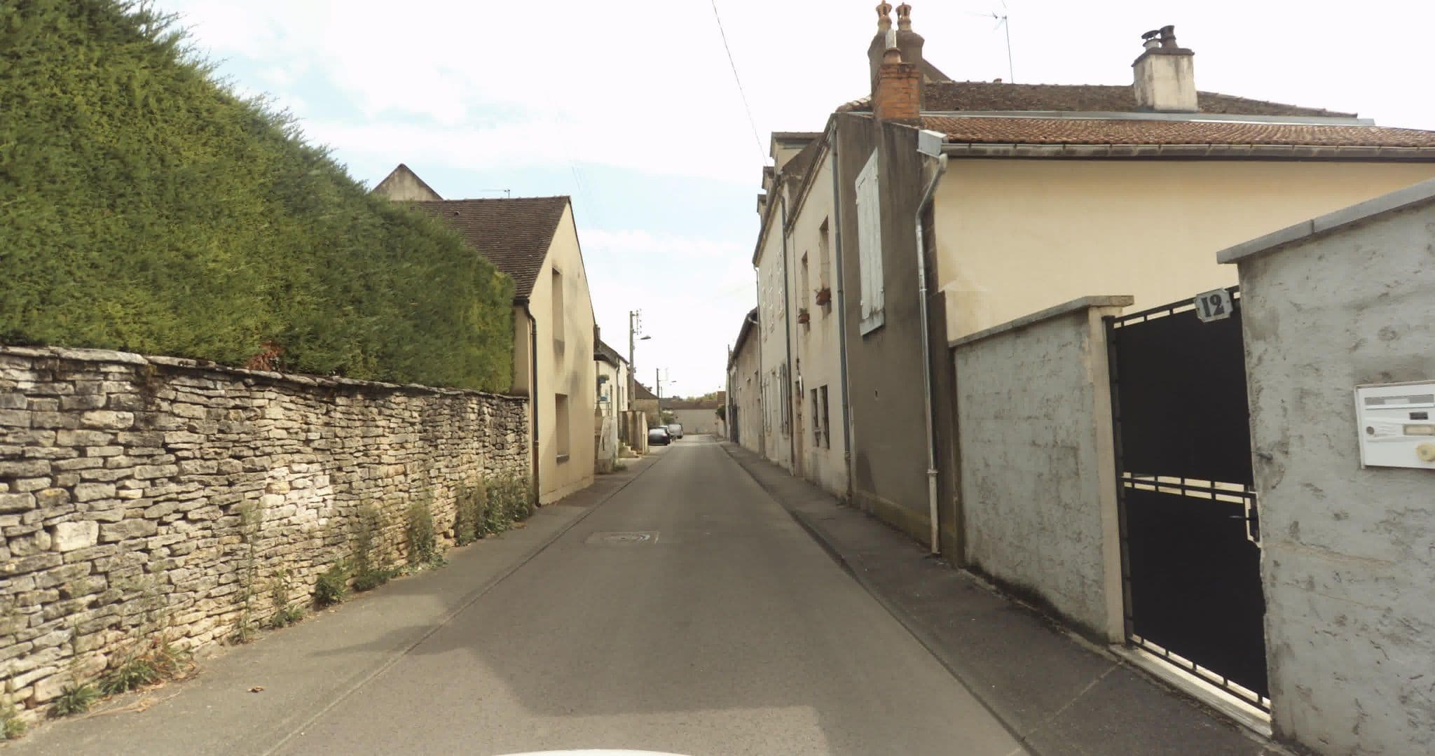 Street view near B&B Chez Marie, Beaune — © sogefi (CC BY-SA · Mapillary)