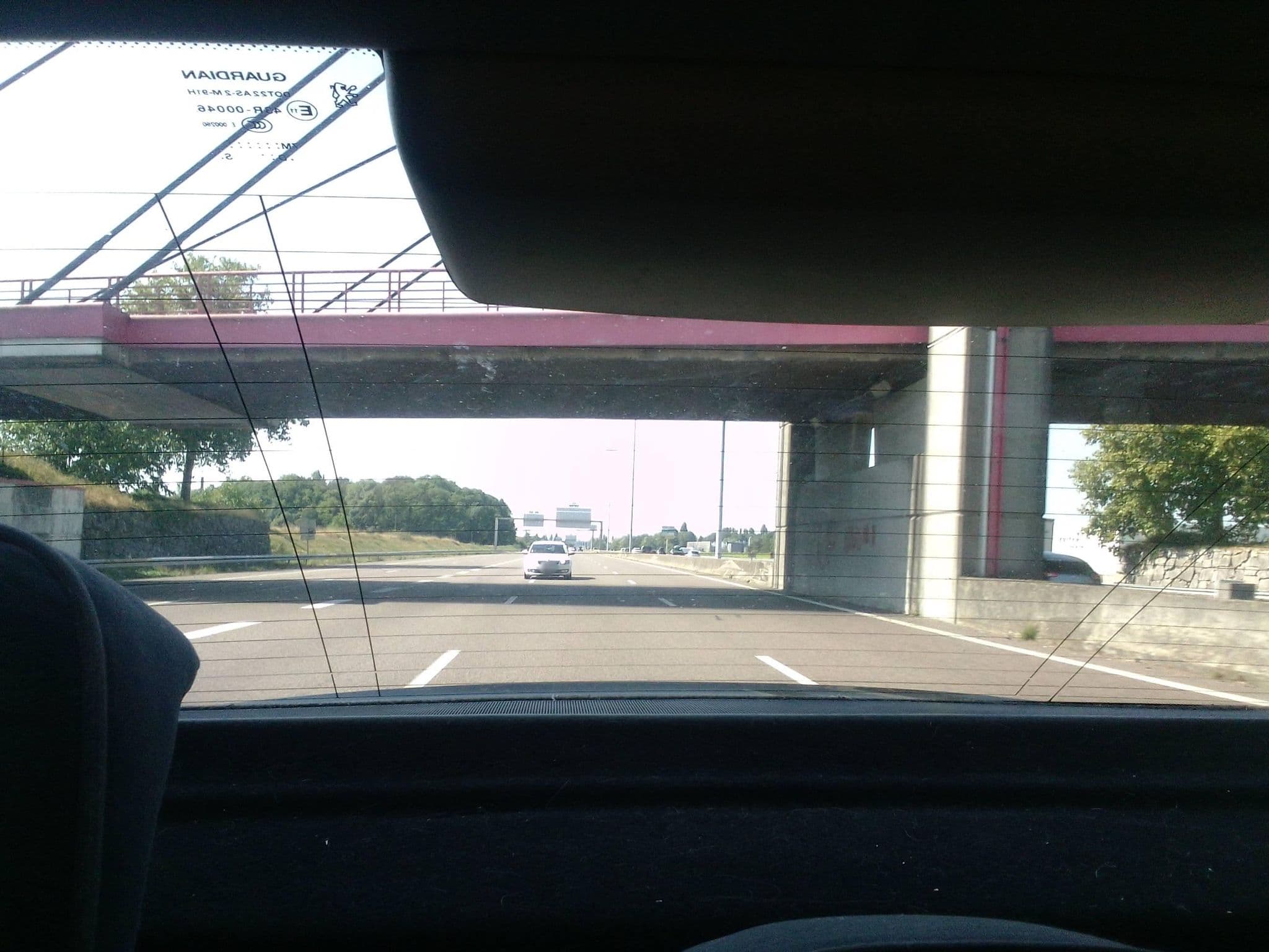 Street view near Le Clos de la Chalangette, Beaune — © HugoC01 (CC BY-SA · Mapillary)