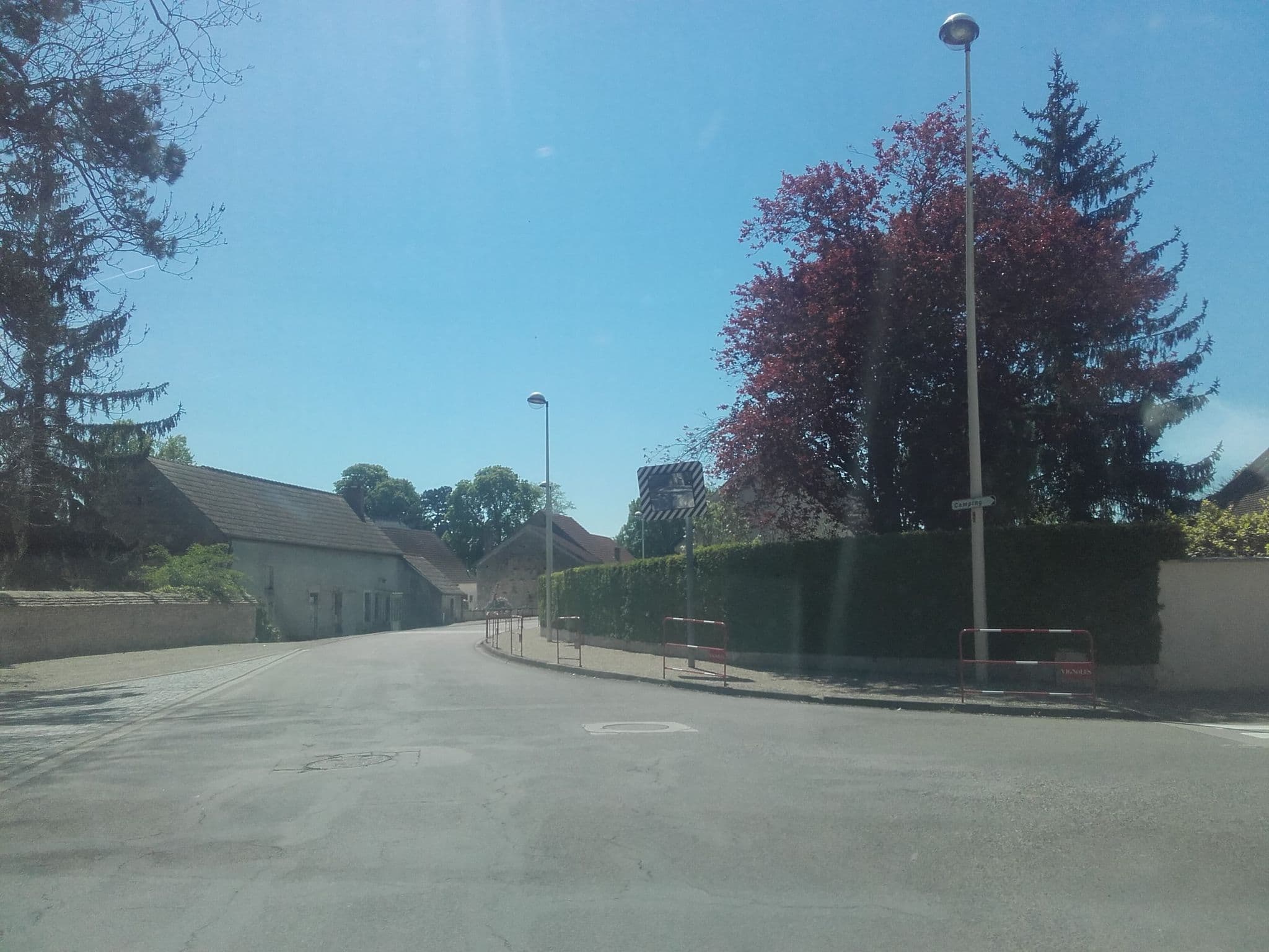 Street view near Centre de Loisirs Maternel Ville de Beaune, Beaune — © alexcorioze (CC BY-SA · Mapillary)