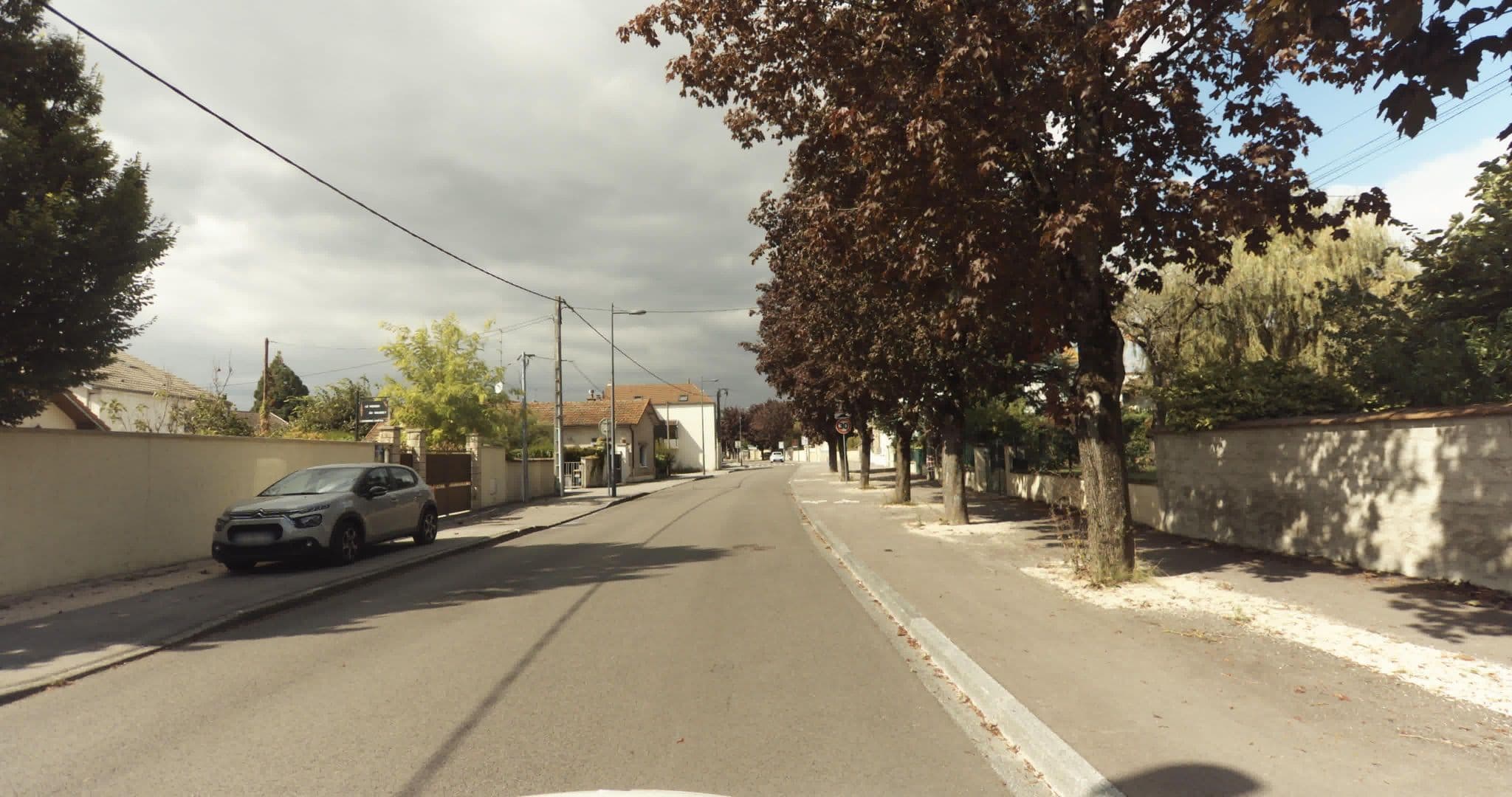 Street view near Verger du Sausset, Beaune — © sogefi (CC BY-SA · Mapillary)