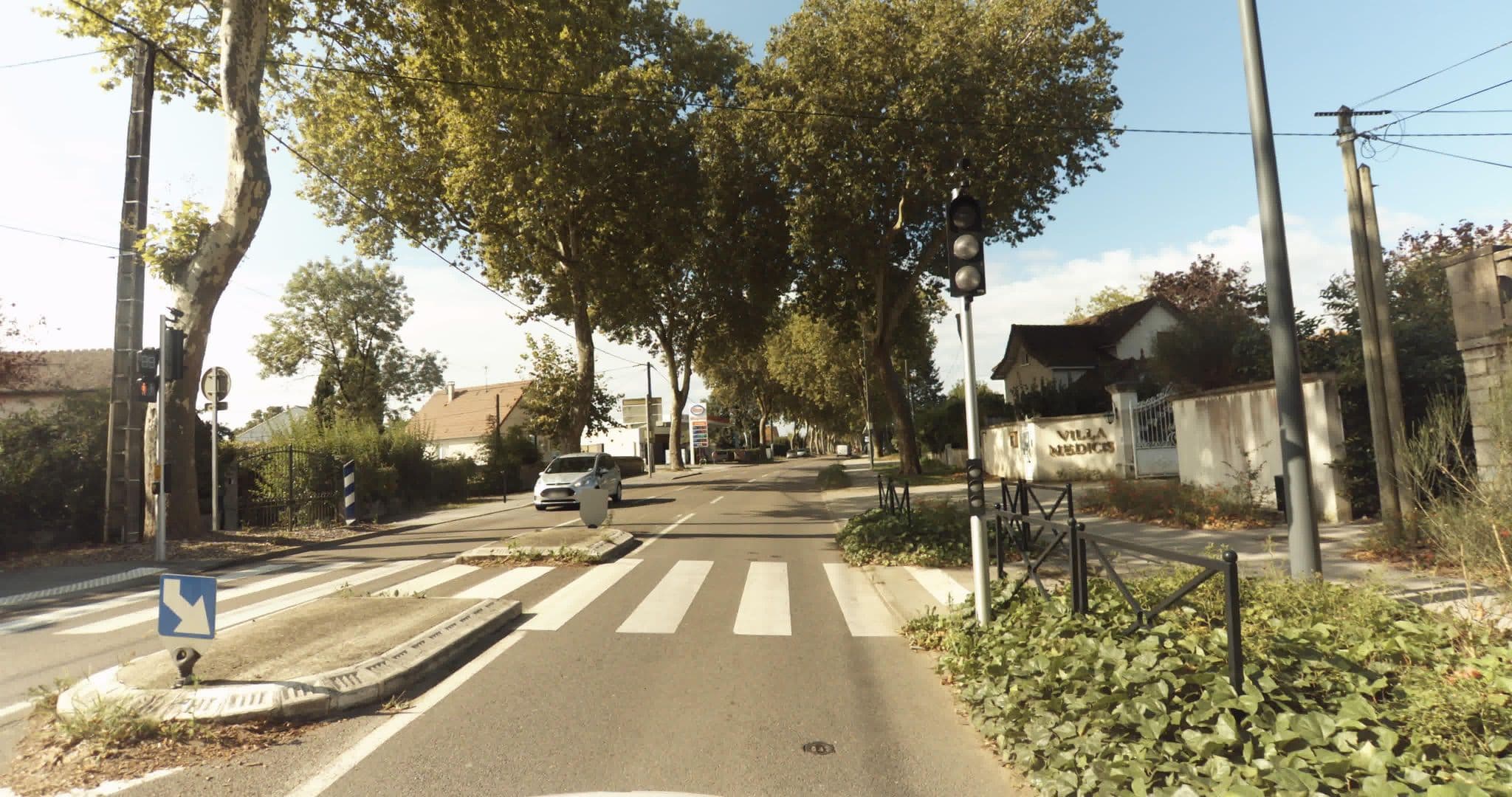 Street view near Médicis Burgundy Home, Beaune — © sogefi (CC BY-SA · Mapillary)