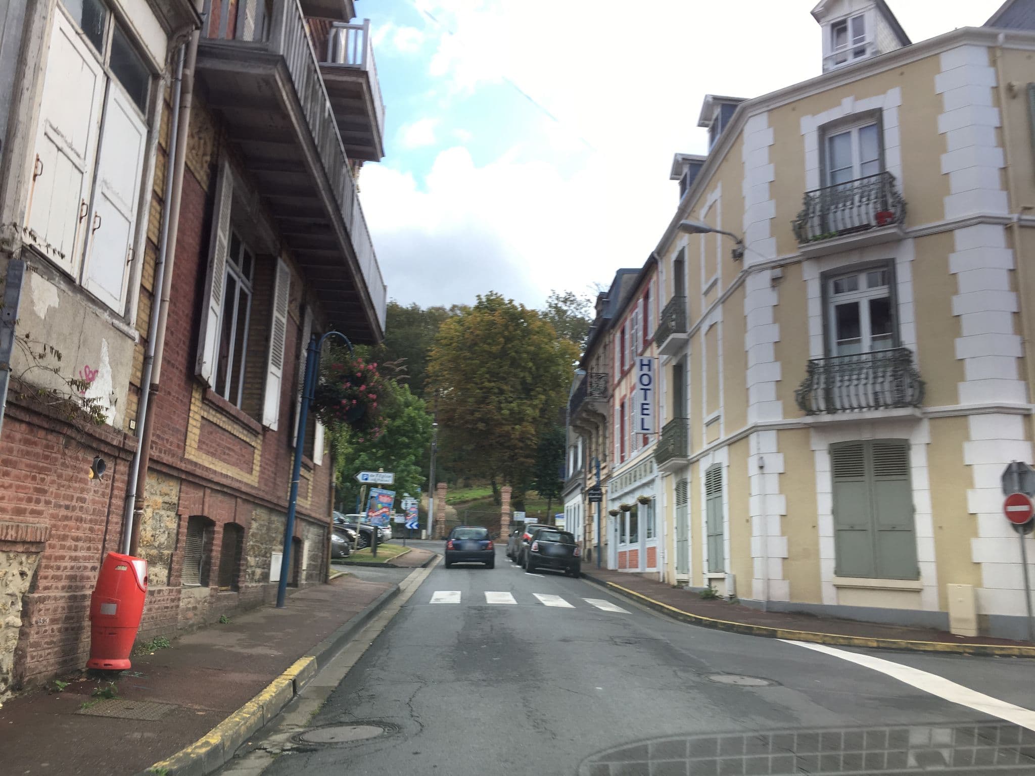 Street view near Au Normand, Villers-sur-Mer — © cquest (CC BY-SA · Mapillary)