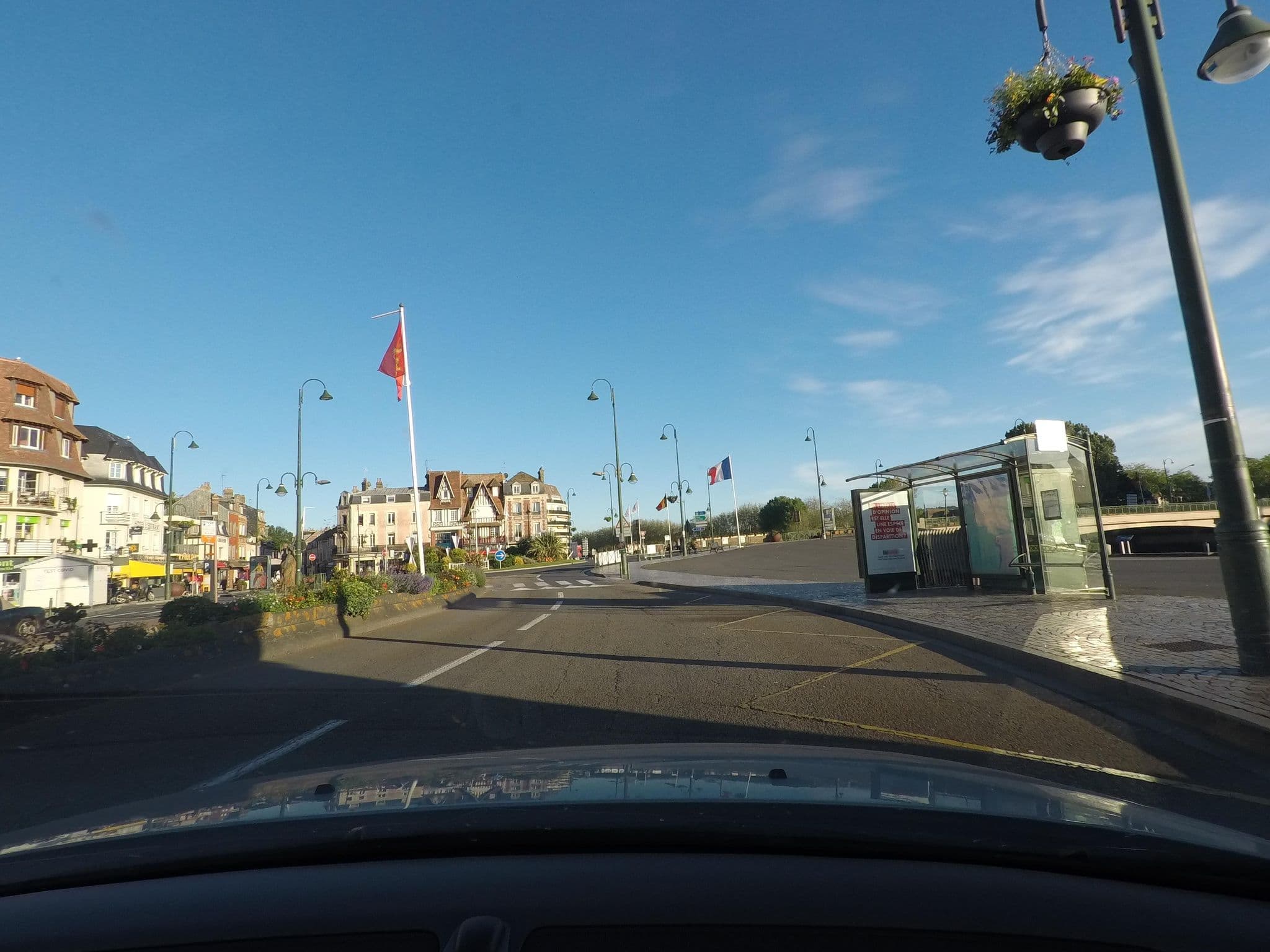 Street view near Les quais de Trouville, Trouville-sur-Mer — © maftieu (CC BY-SA · Mapillary)