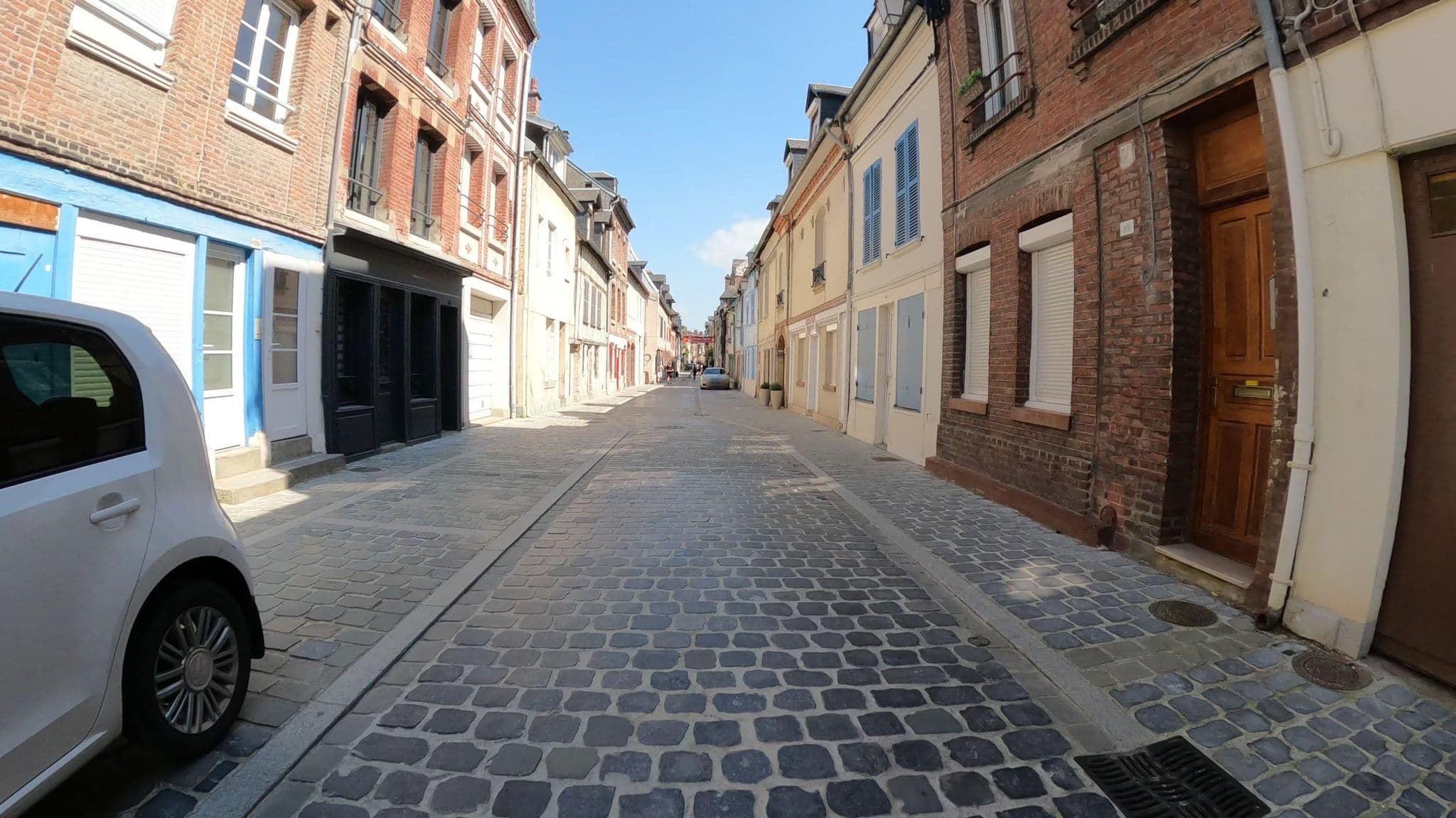 Street view near Honfleur house, Honfleur — © Nzau (CC BY-SA · Mapillary)