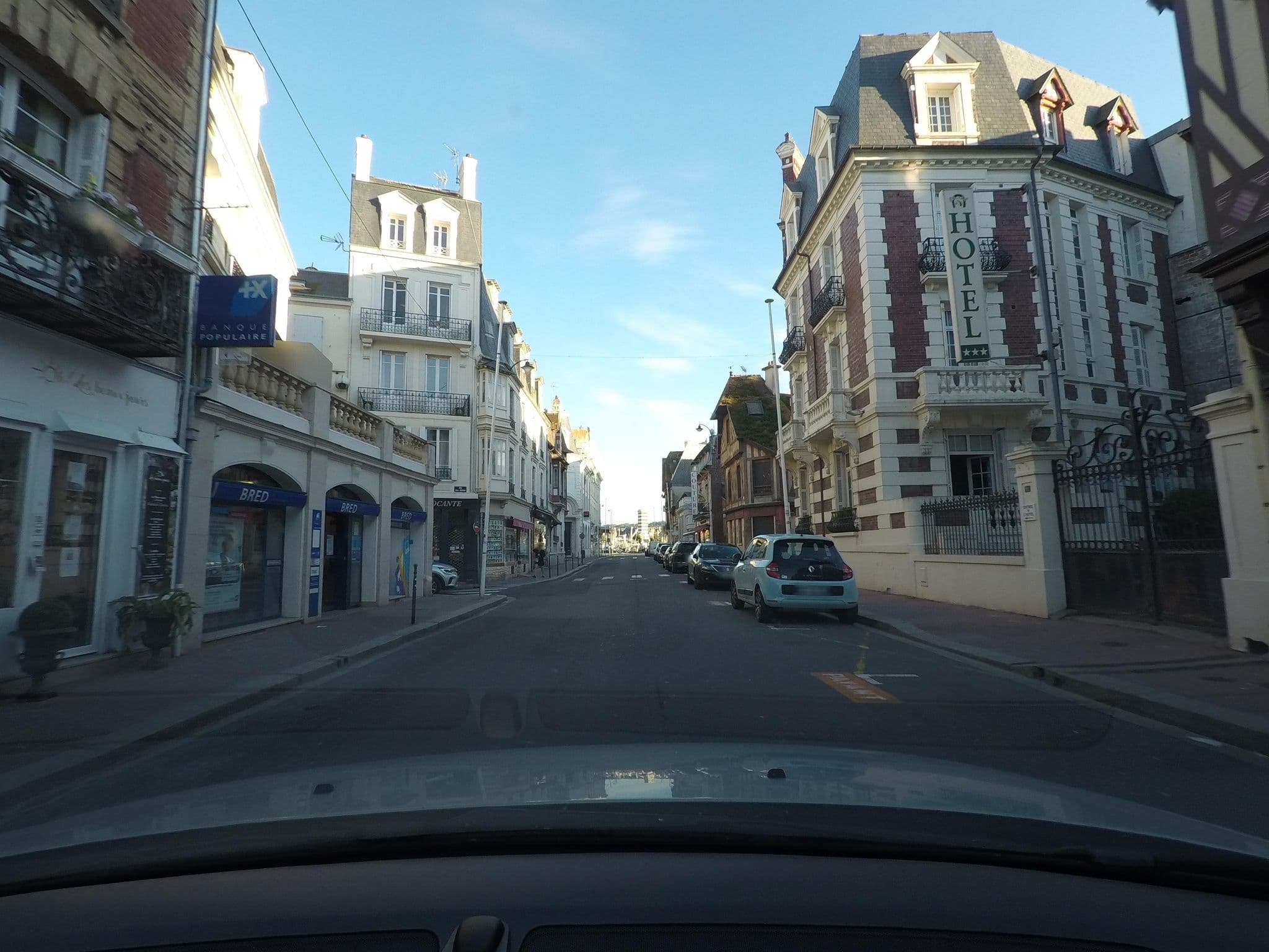 Street view near Home St. Germain, Trouville-sur-Mer — © maftieu (CC BY-SA · Mapillary)
