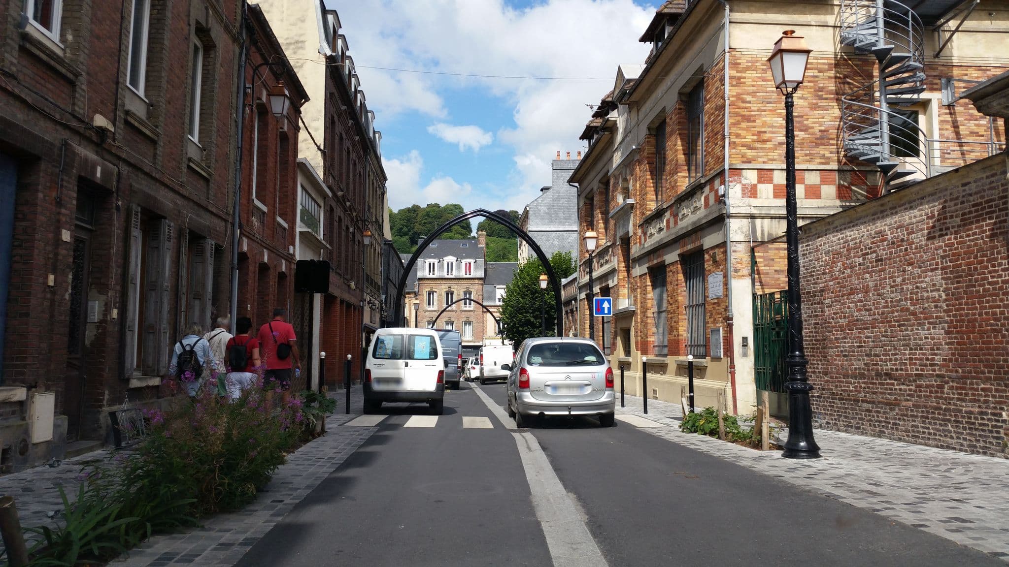 Street view near Les 3 Anges de Honfleur, Honfleur — © it_s_so_funny (CC BY-SA · Mapillary)