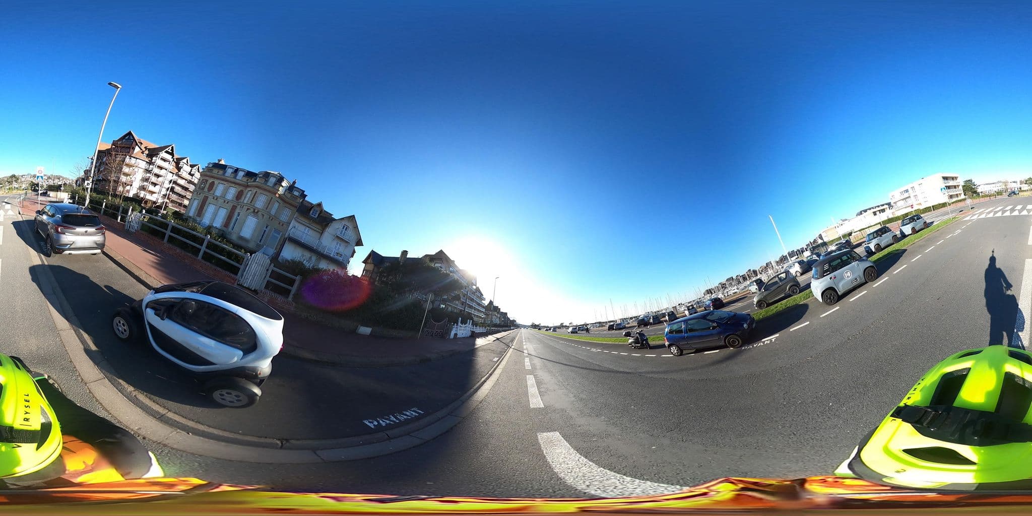 Street view near Novotel Deauville Plage, Trouville-sur-Mer — © cartocite (CC BY-SA · Mapillary)