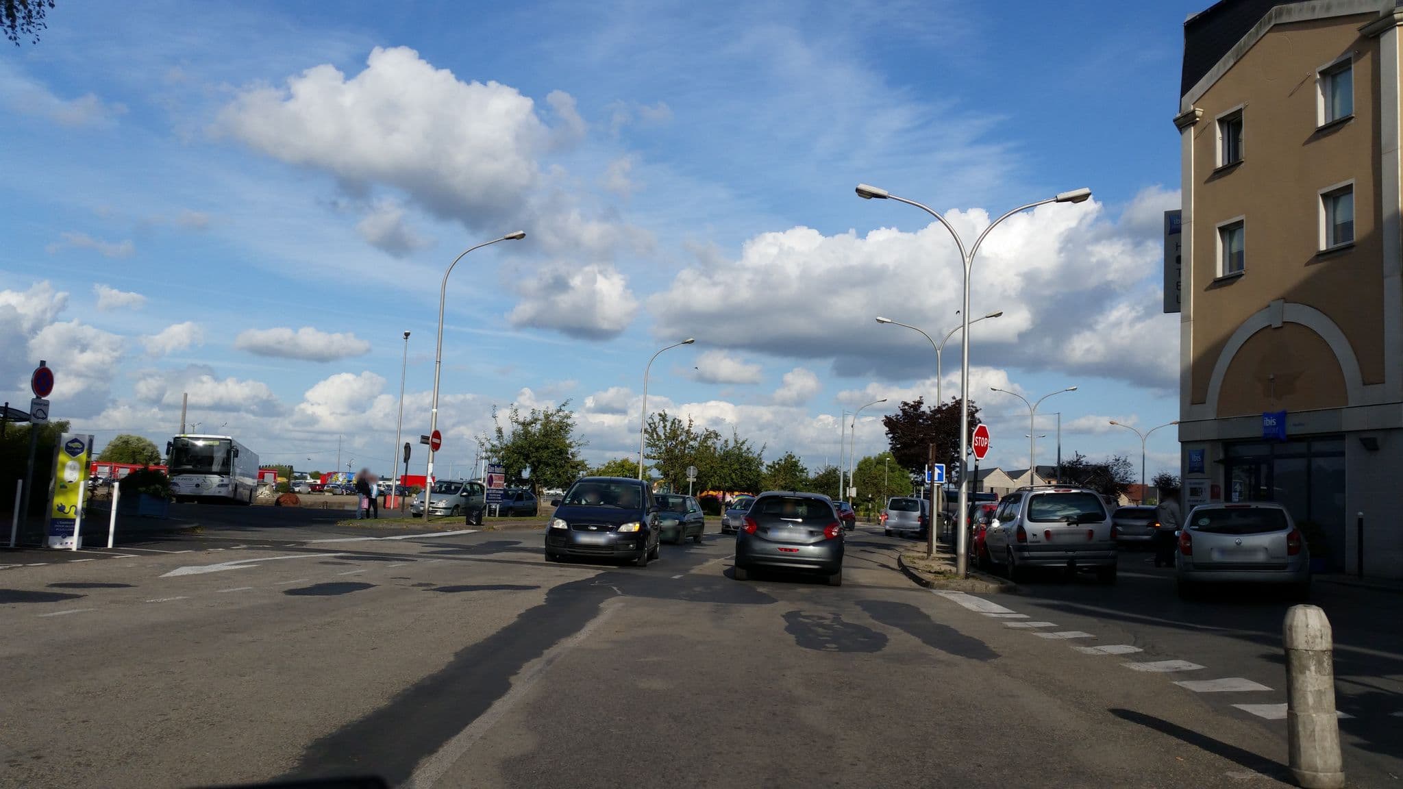 Street view near Le Vannier cute T2 of 26 m city center closed garage balcony, Honfleur — © it_s_so_funny (CC BY-SA · Mapillary)