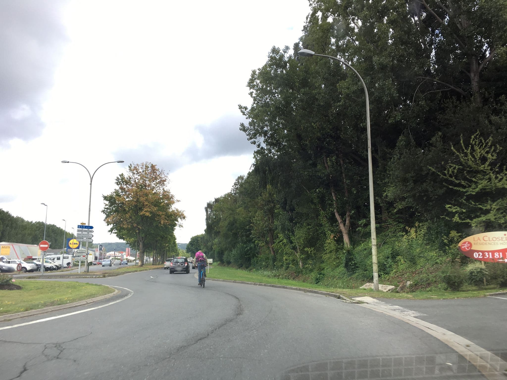 Street view near La Closerie Honfleur Hotel, Honfleur — © cquest (CC BY-SA · Mapillary)