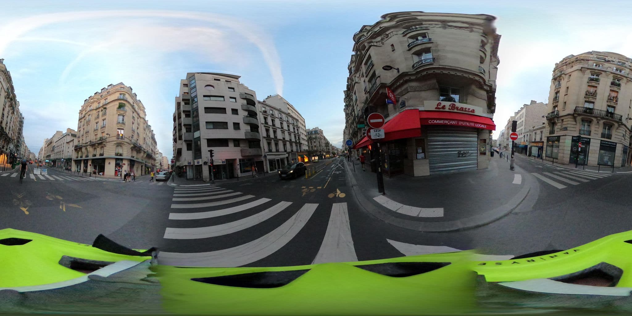 Street view near Montparis, Paris 15 Vaugirard — © Stefdegreef (CC BY-SA · Mapillary)
