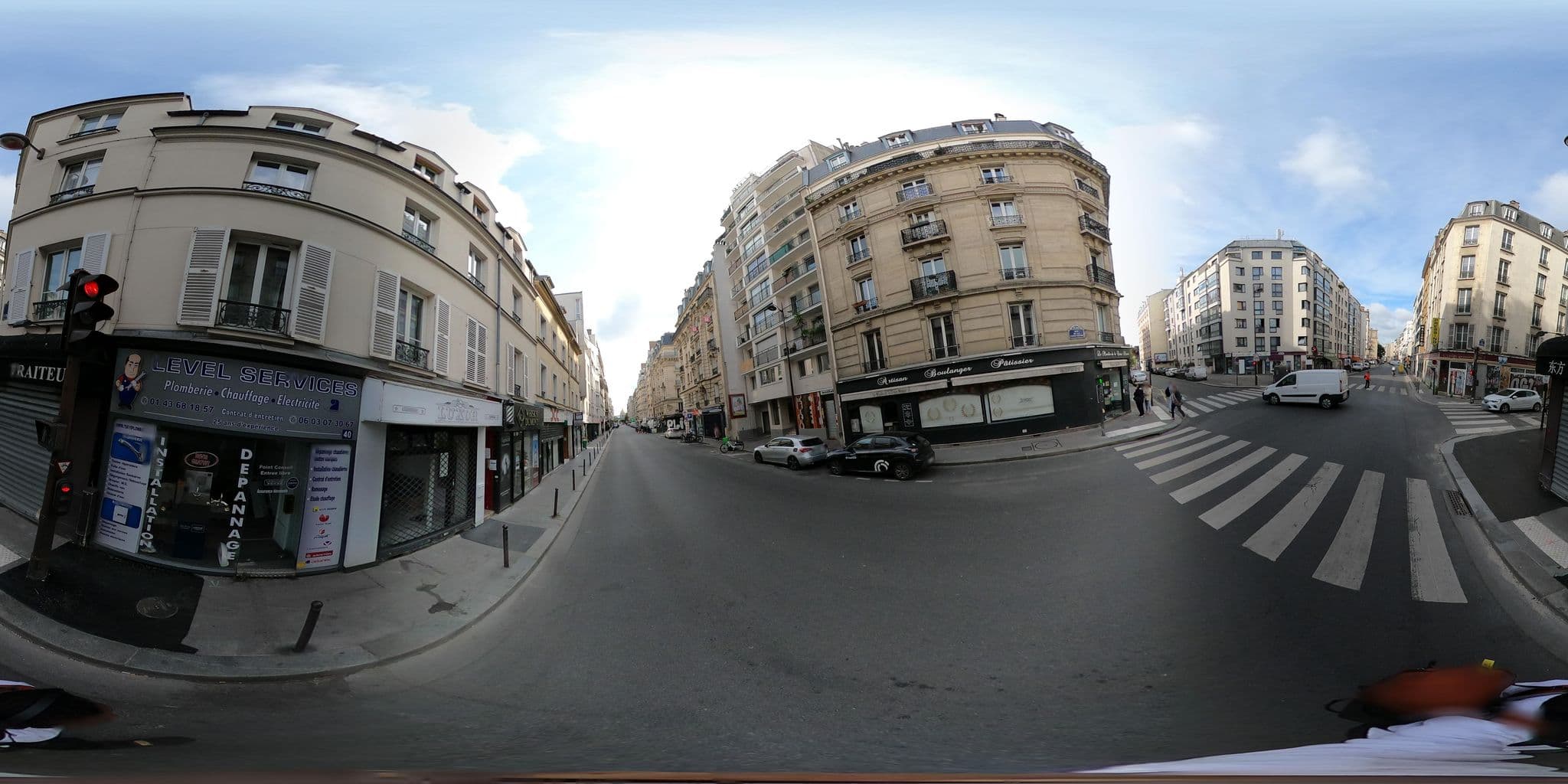 Street view near Hotel Wallace Paris, Paris 15 Vaugirard — © Harsake (CC BY-SA · Mapillary)