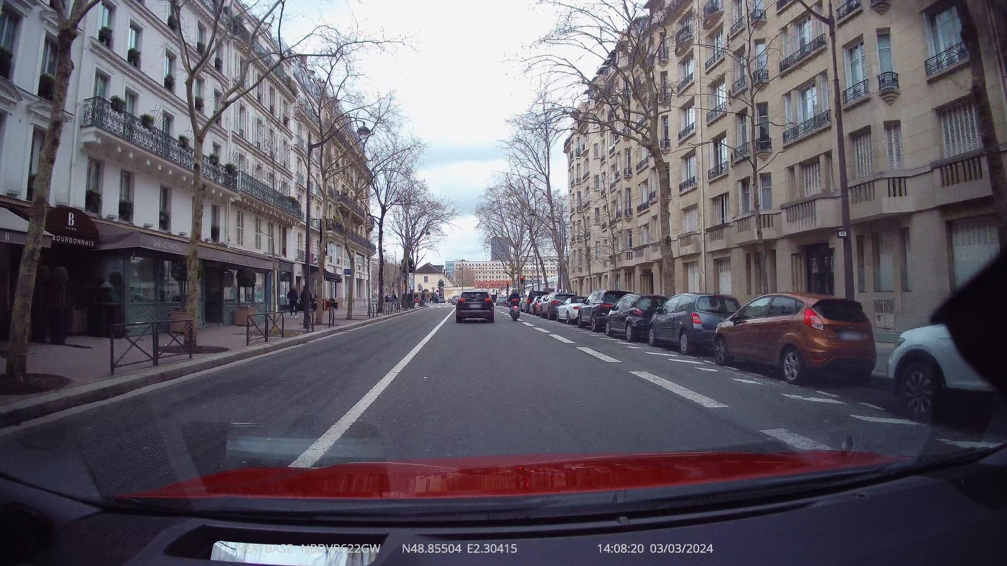 Street view near Hôtel de La Bourdonnais, Paris 07 Palais-Bourbon — © aerandir14 (CC BY-SA · Mapillary)