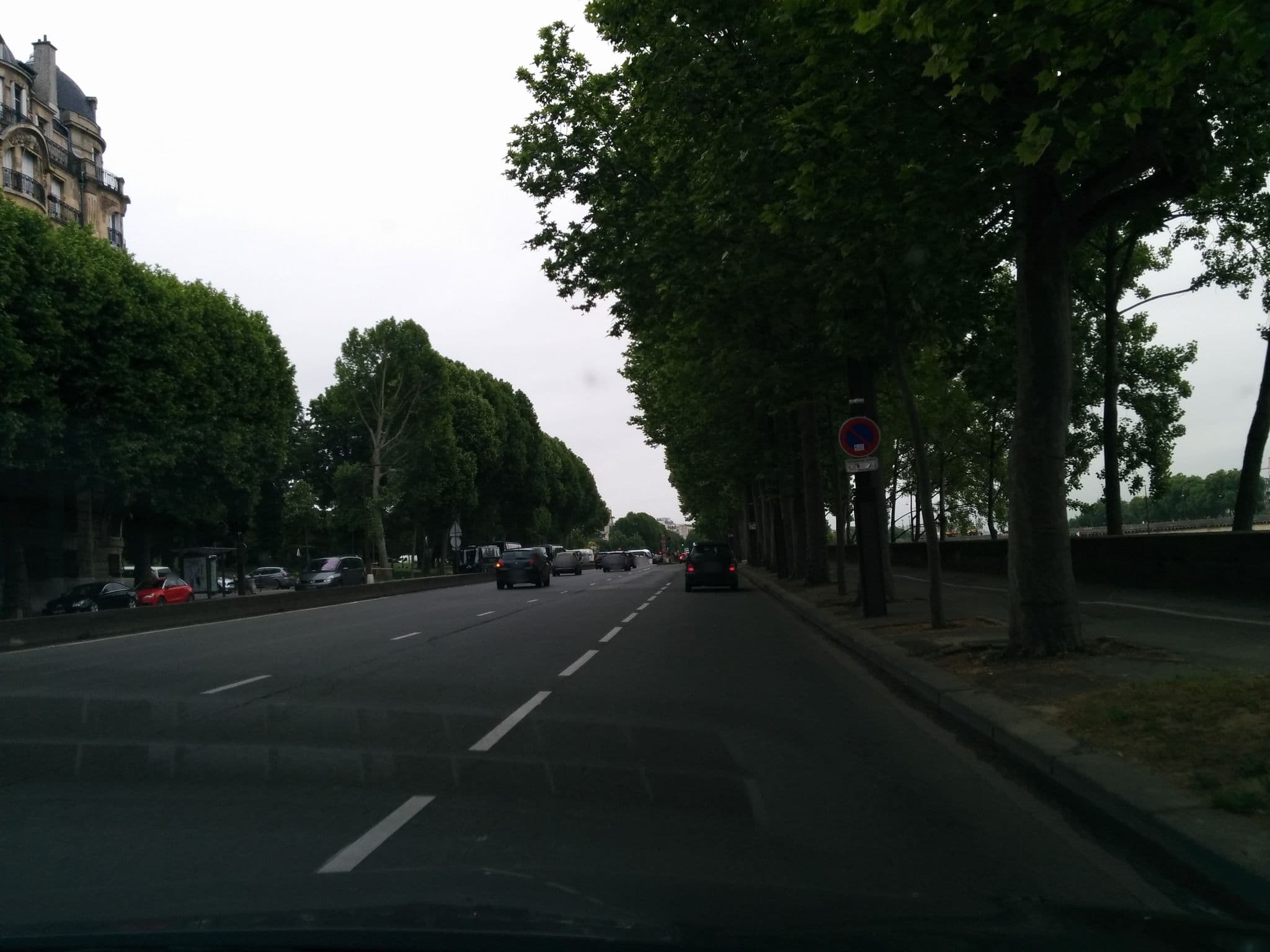 Street view near 에펠탑이 보이는 하녀방, Paris 16 Passy — © moktarama (CC BY-SA · Mapillary)