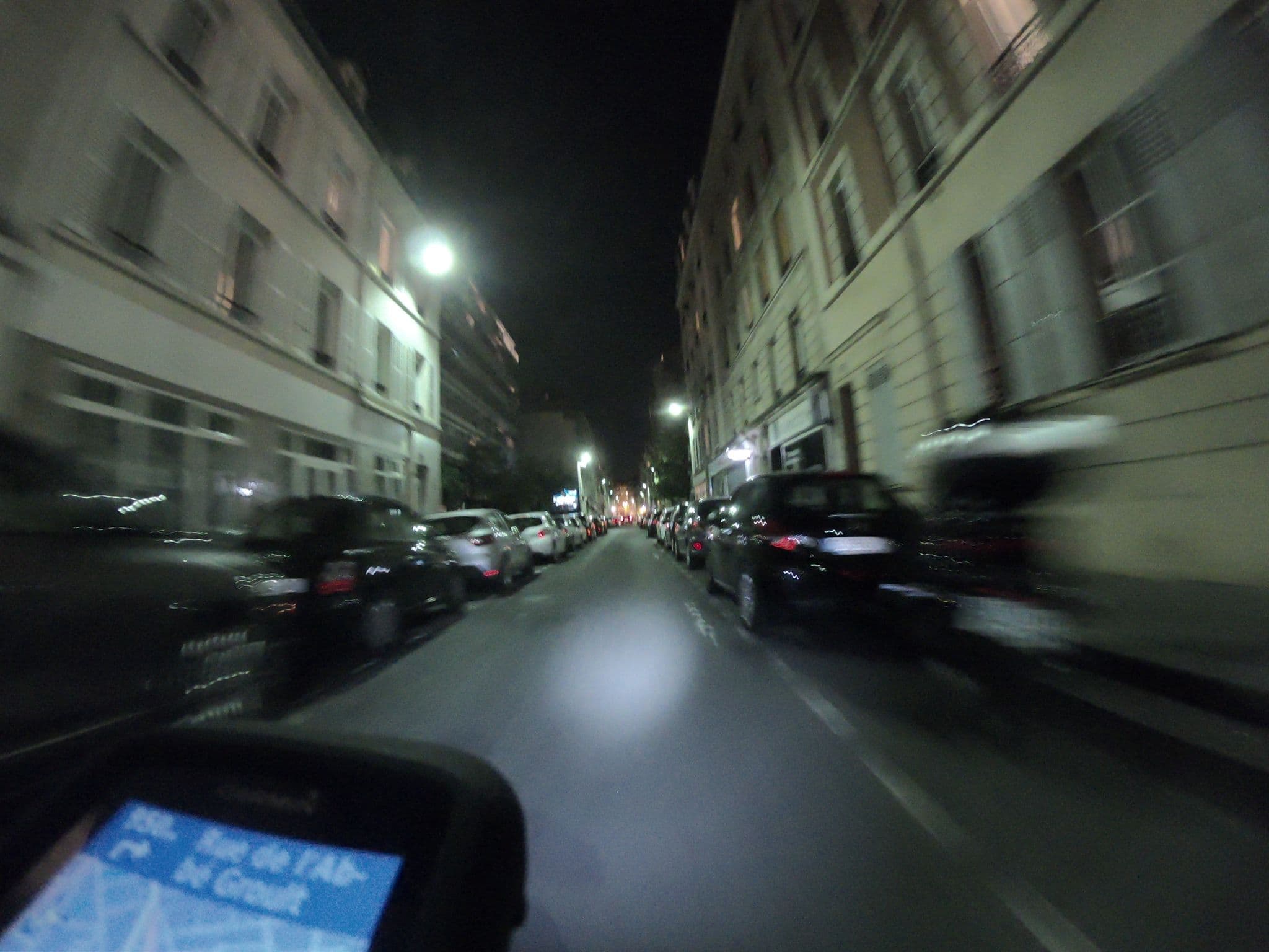 Street view near Les Toits de Paris, Paris 15 Vaugirard — © htonchia (CC BY-SA · Mapillary)