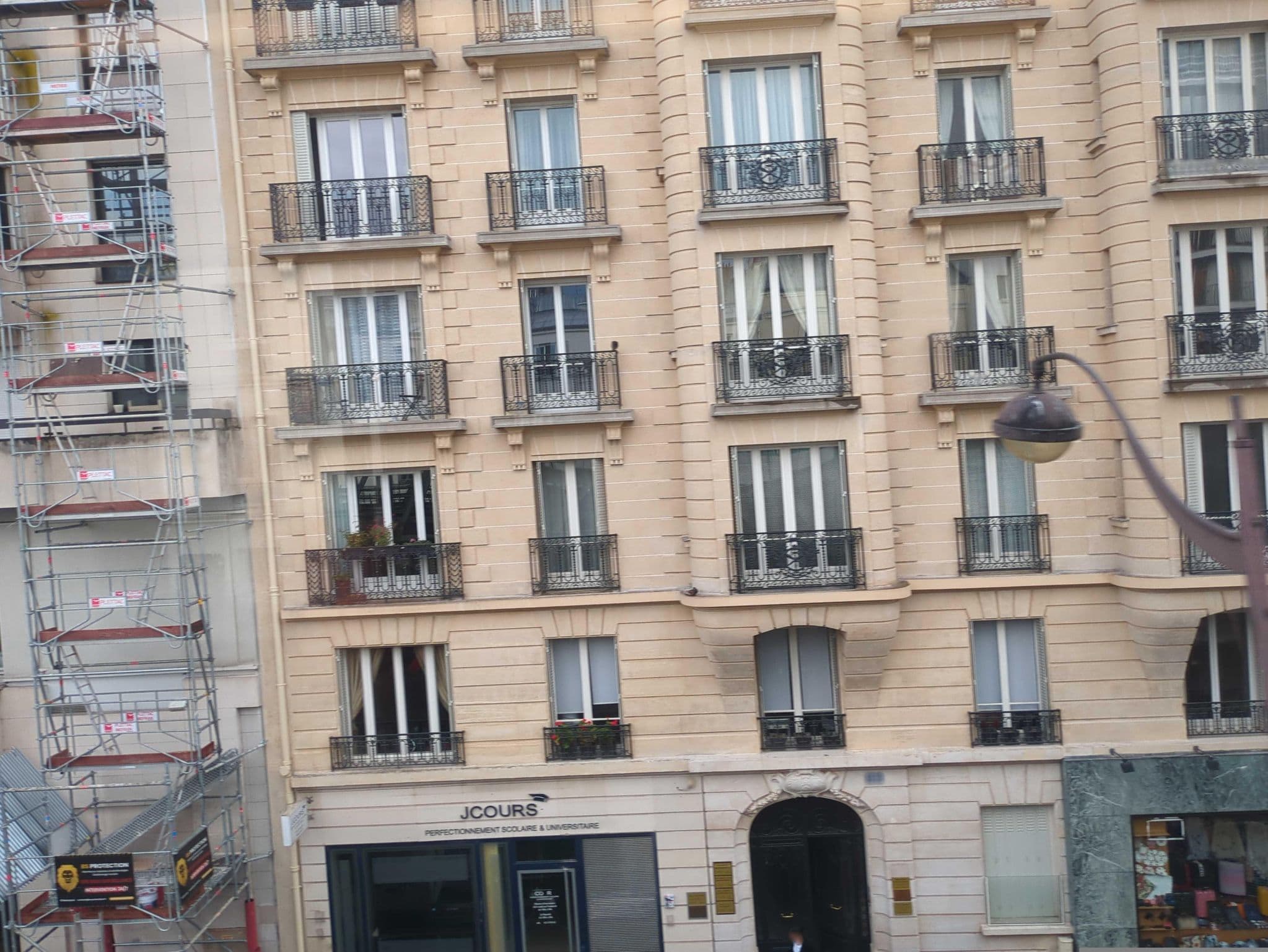 Street view near Hotel Europe Paris, Paris 15 Vaugirard — © Nexinor (CC BY-SA · Mapillary)