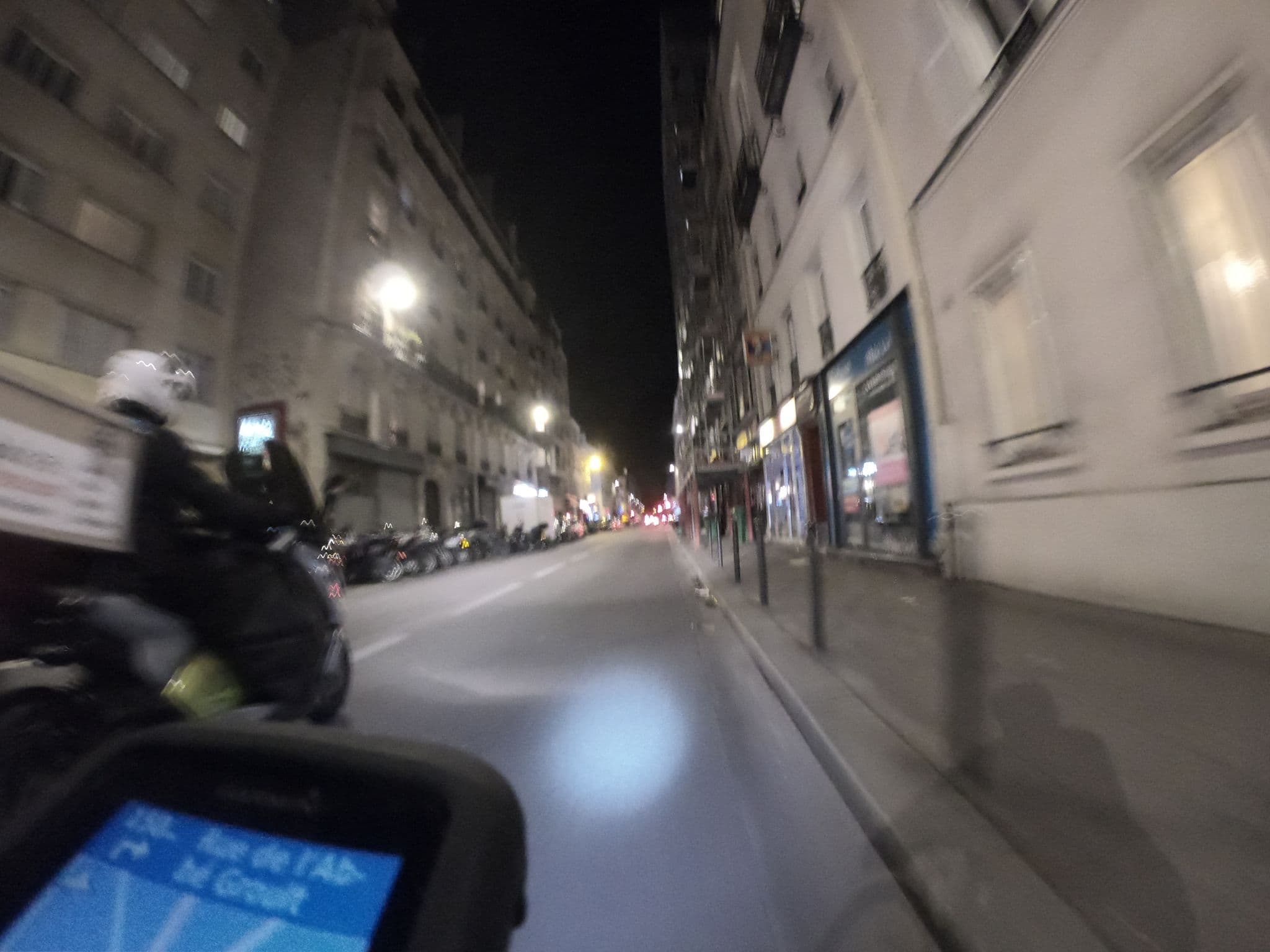 Street view near Selectour - Charna Voyages, Paris 15 Vaugirard — © htonchia (CC BY-SA · Mapillary)
