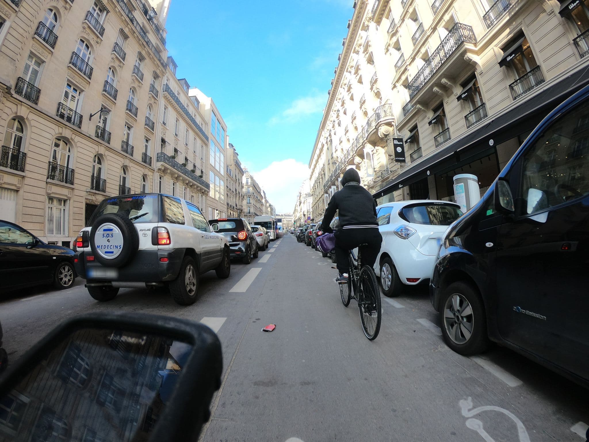 Street view near Constance Hôtels Services Limited, Paris 08 Élysée — © htonchia (CC BY-SA · Mapillary)