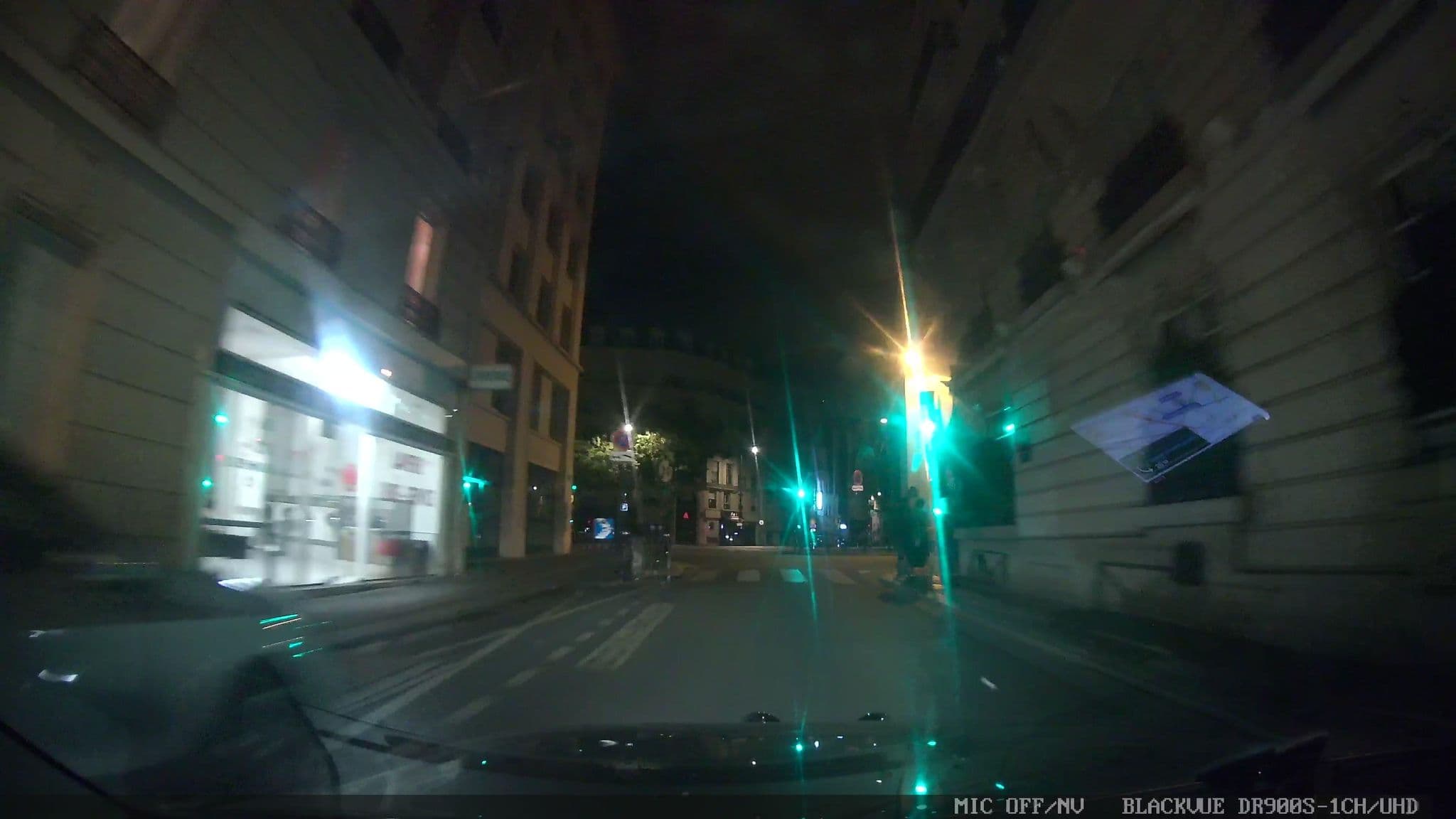 Street view near Eiffel Suite, Paris 16 Passy — © grobin (CC BY-SA · Mapillary)