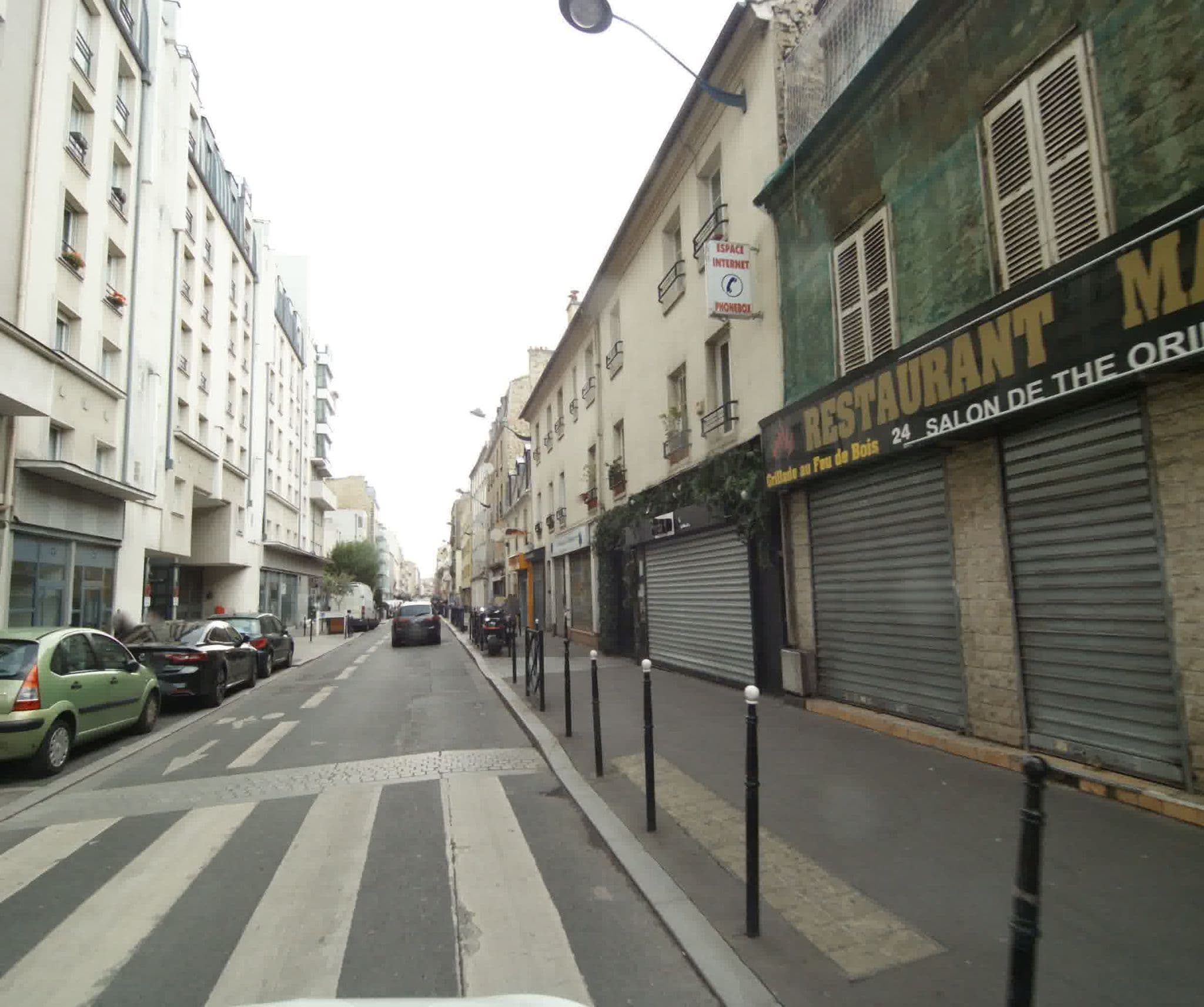Street view near Modern Hôtel, Clichy — © sogefi (CC BY-SA · Mapillary)