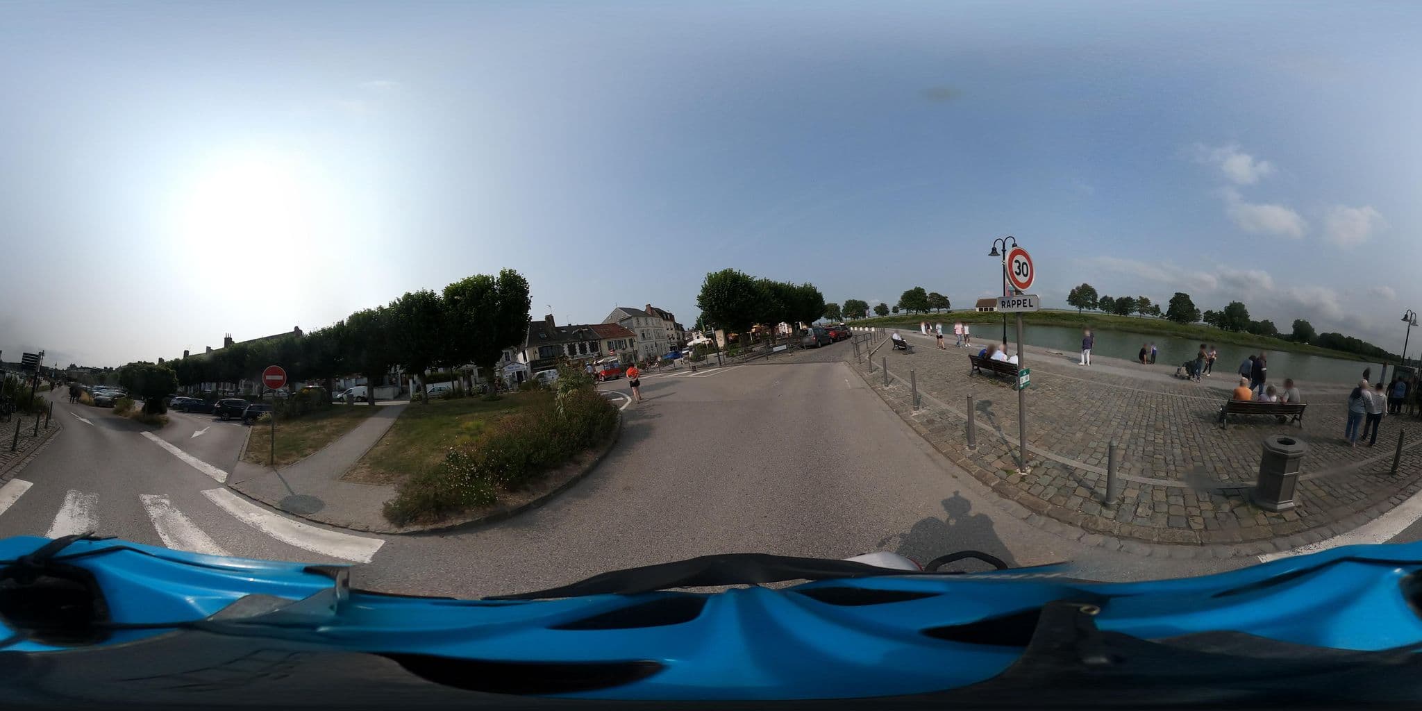 Street view near Quai Peree Apartement, Saint-Valery-sur-Somme — © padididejurbise (CC BY-SA · Mapillary)