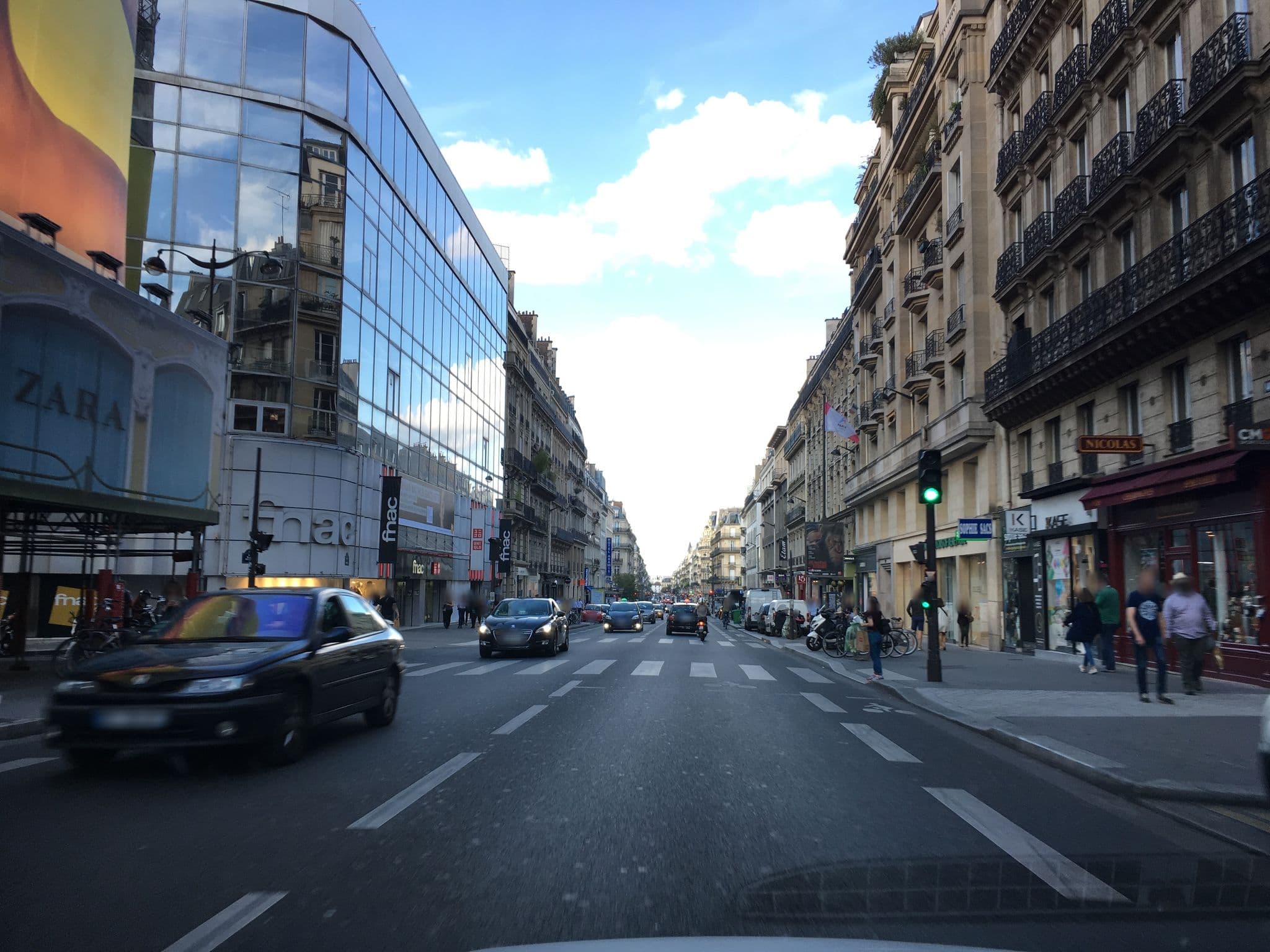 Street view near Legend Hôtel by Elegancia Paris, Paris 06 Luxembourg — © cquest (CC BY-SA · Mapillary)