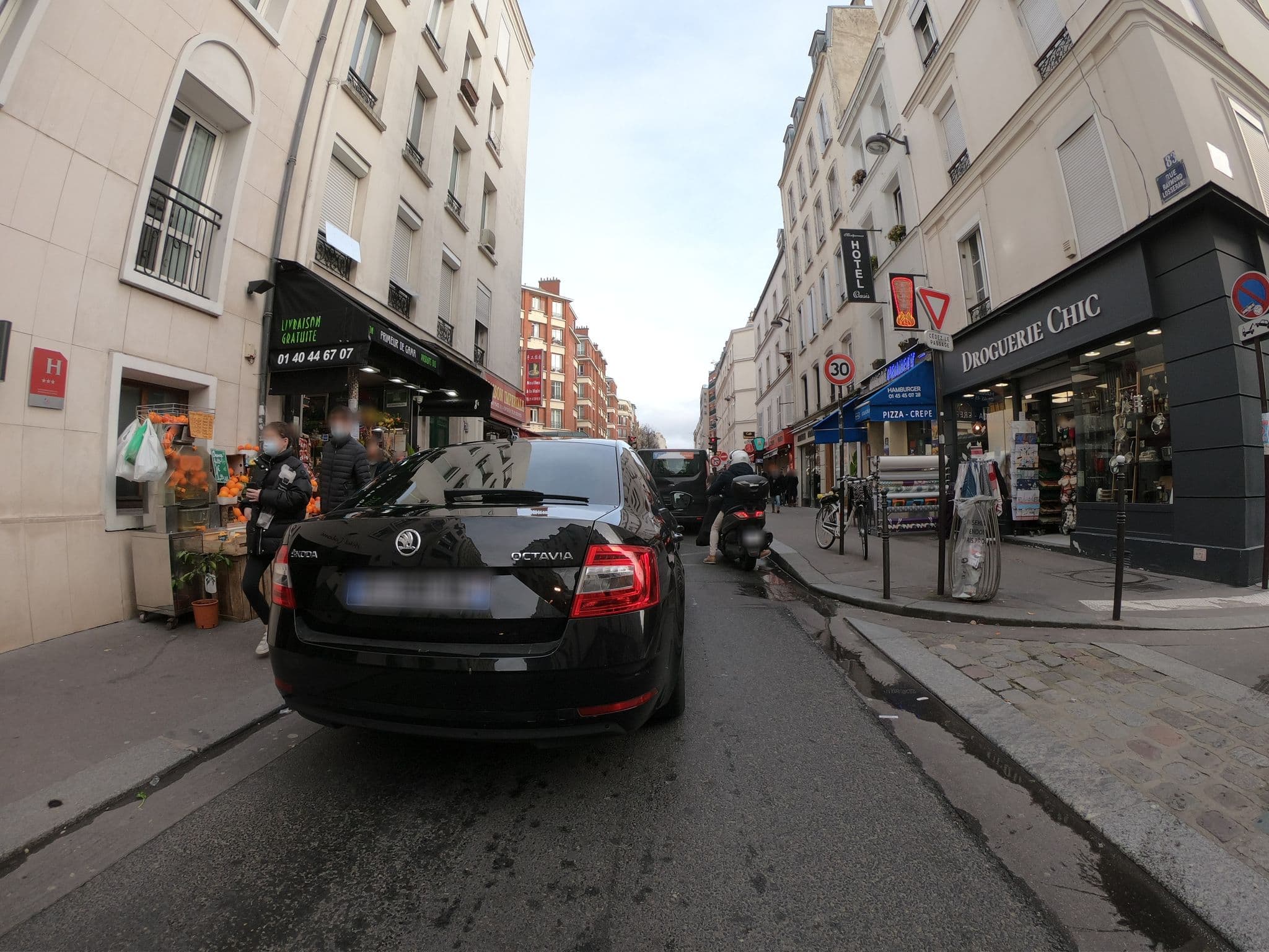 Street view near Pavillon Losserand Montparnasse, Paris 14 Observatoire — © ywwwes (CC BY-SA · Mapillary)