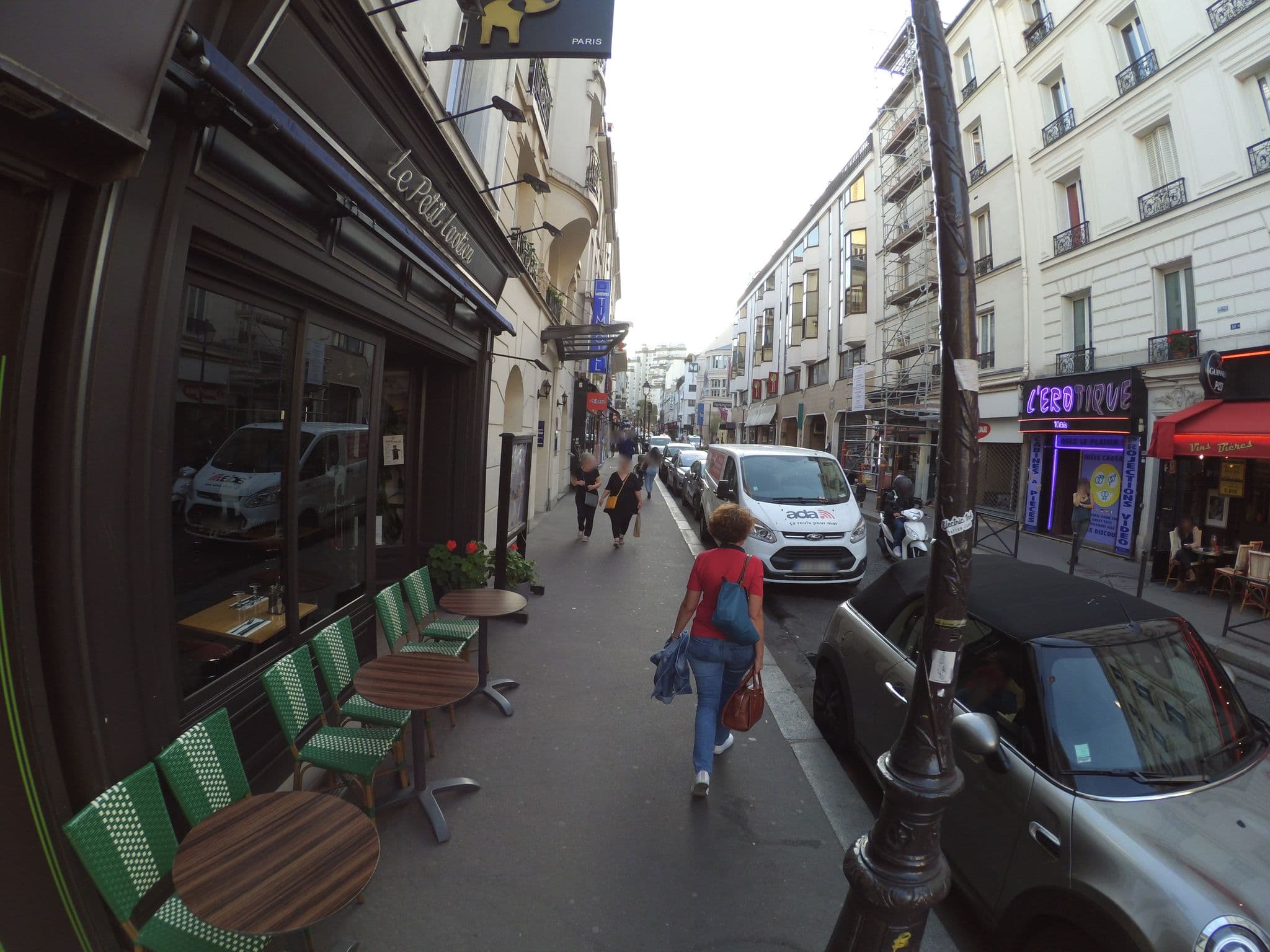 Street view near Hôtel Elysée Montparnasse, Paris 14 Observatoire — © stephanep (CC BY-SA · Mapillary)