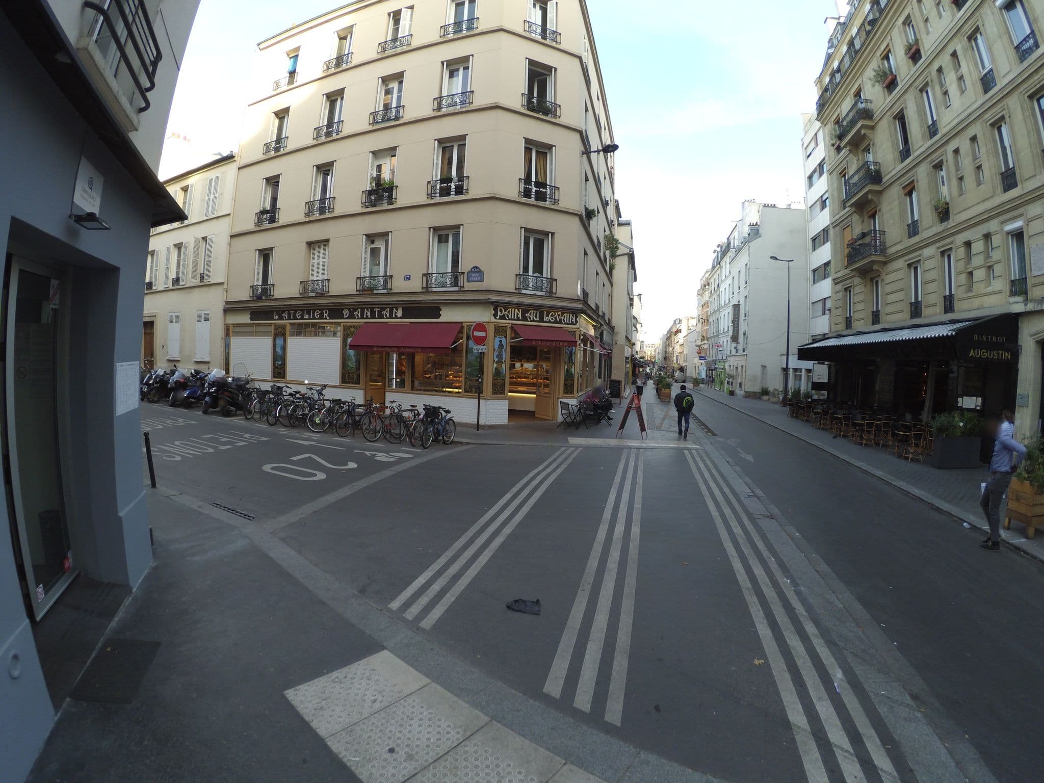 Street view near Tipi Hotel Paris, Paris 14 Observatoire — © stephanep (CC BY-SA · Mapillary)