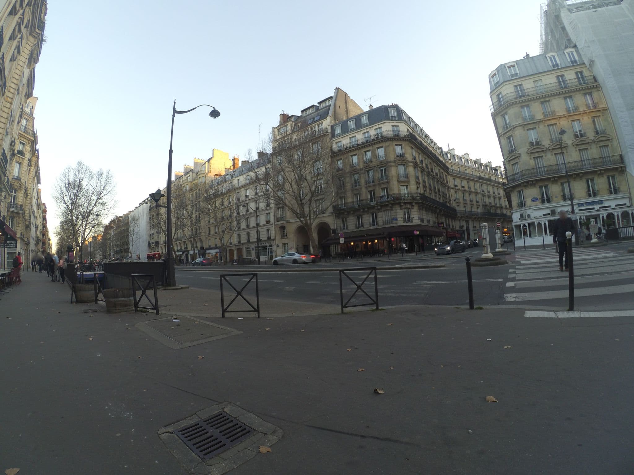 Street view near Hôtel Apostrophe, Paris 06 Luxembourg — © phyks (CC BY-SA · Mapillary)