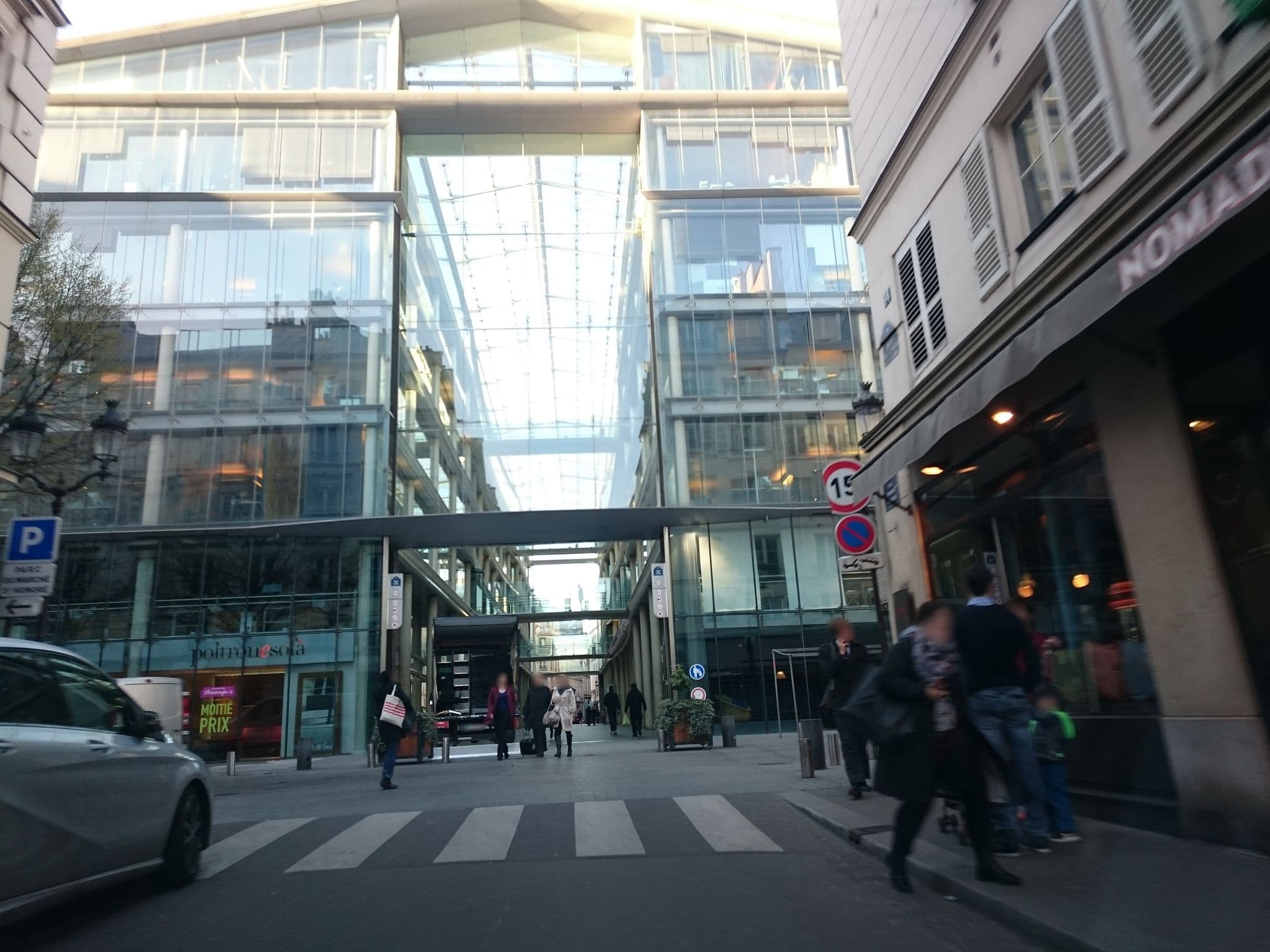 Street view near thesuites Paris Studios, Paris 02 Bourse — © dhuyp (CC BY-SA · Mapillary)