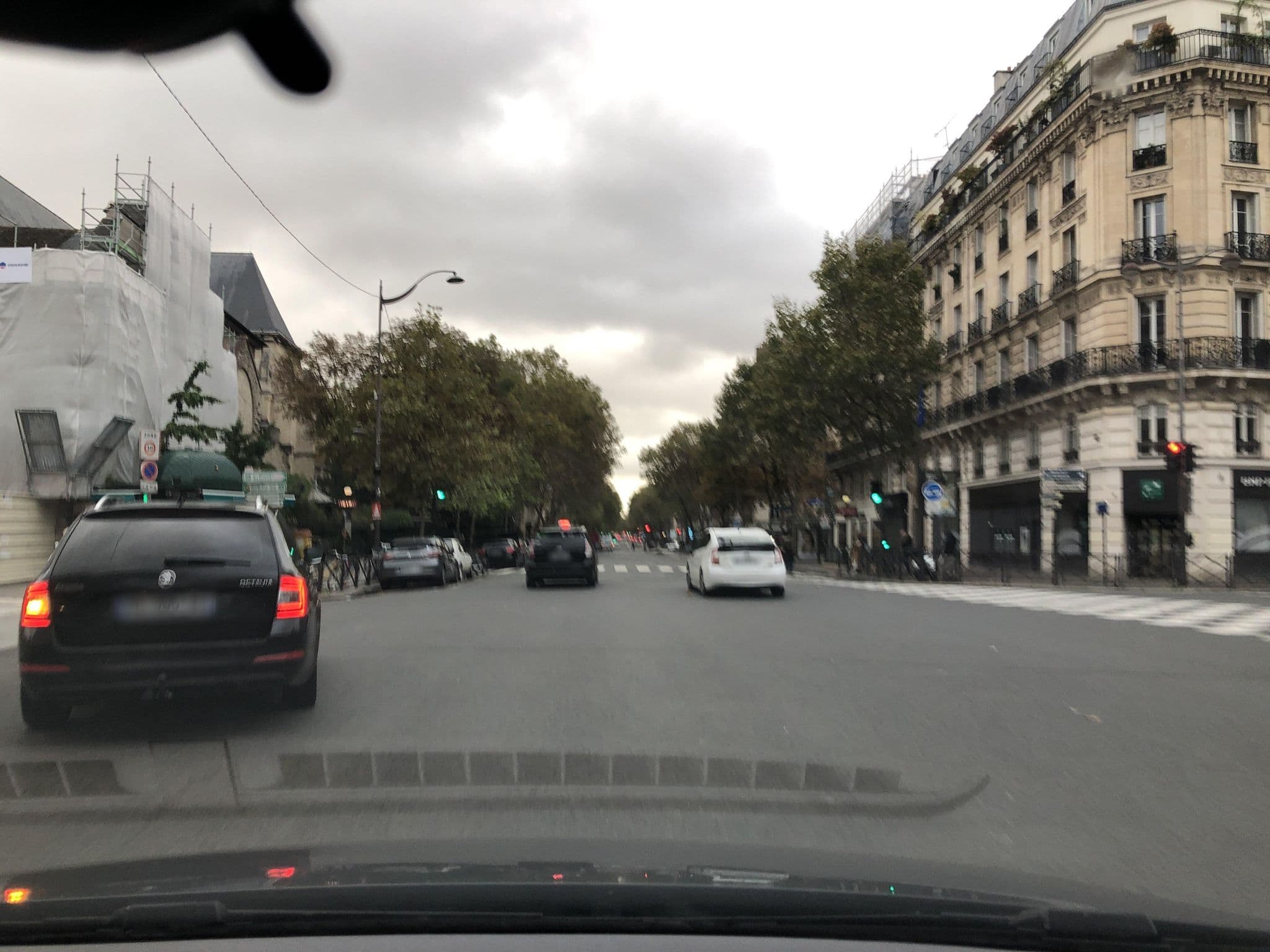 Street view near Hotel Le Manoir, Paris 06 Luxembourg — © jerome92370 (CC BY-SA · Mapillary)