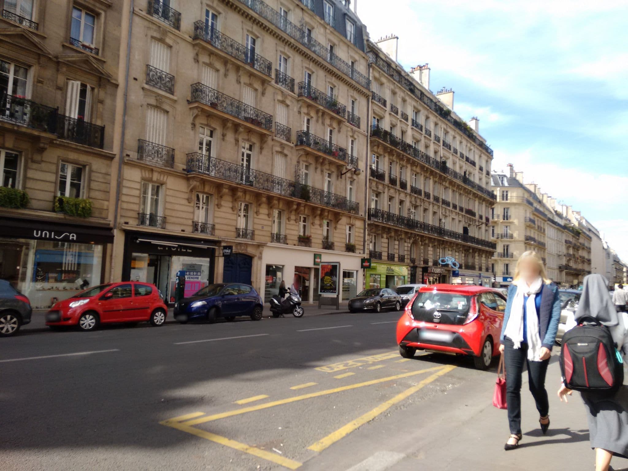 Street view near Le Ridz Saint Germain, Paris 06 Luxembourg — © jglacerda (CC BY-SA · Mapillary)