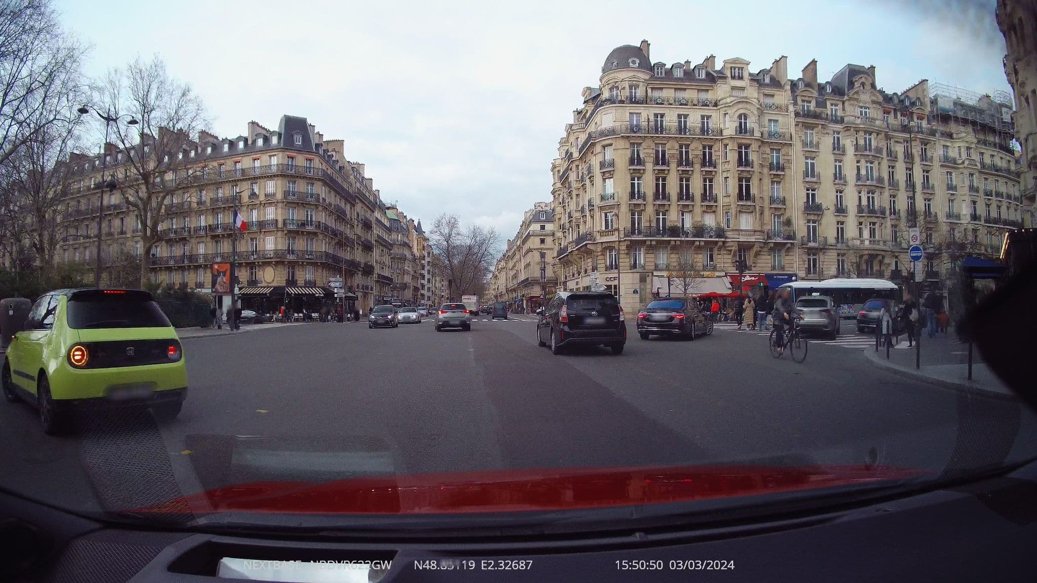 Street view near Hôtel Lutetia - Salon Président, Paris 06 Luxembourg — © aerandir14 (CC BY-SA · Mapillary)