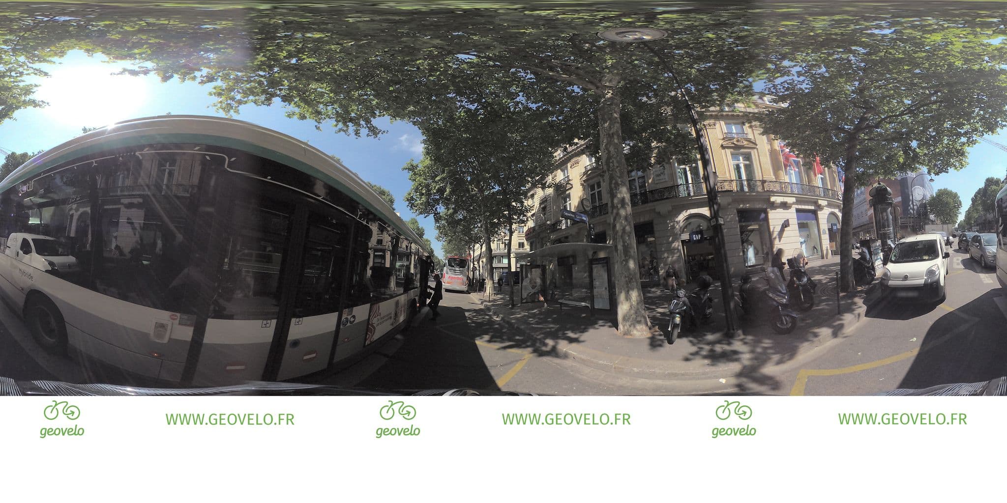 Street view near Sofitel Le Scribe Paris Opéra, Paris 09 Opéra — © simon_geovelo (CC BY-SA · Mapillary)