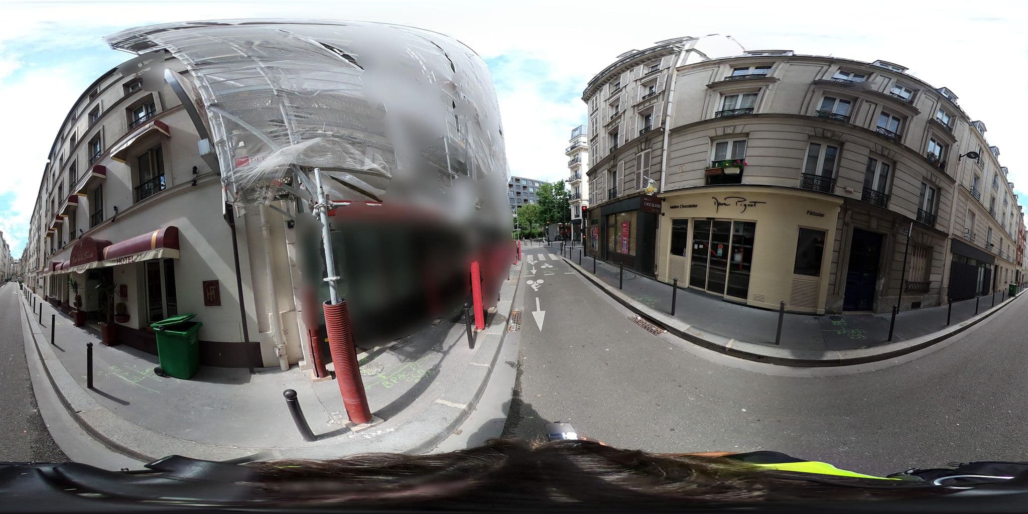 Street view near Hôtel de la Félicite, Paris 17 Batignolles-Monceau — © cartocite (CC BY-SA · Mapillary)