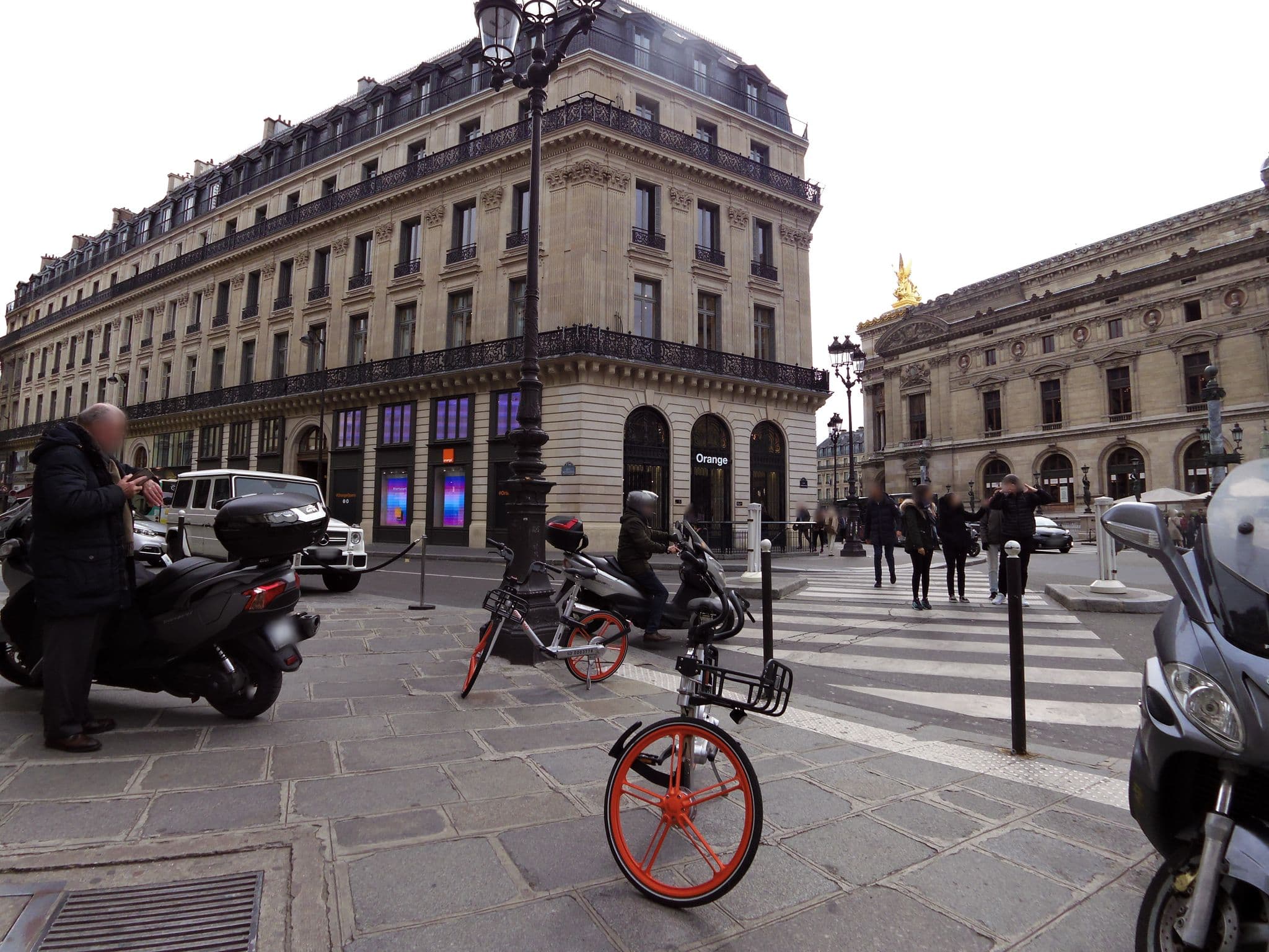 Street view near W Paris – Opéra, Paris 09 Opéra — © zors1843 (CC BY-SA · Mapillary)