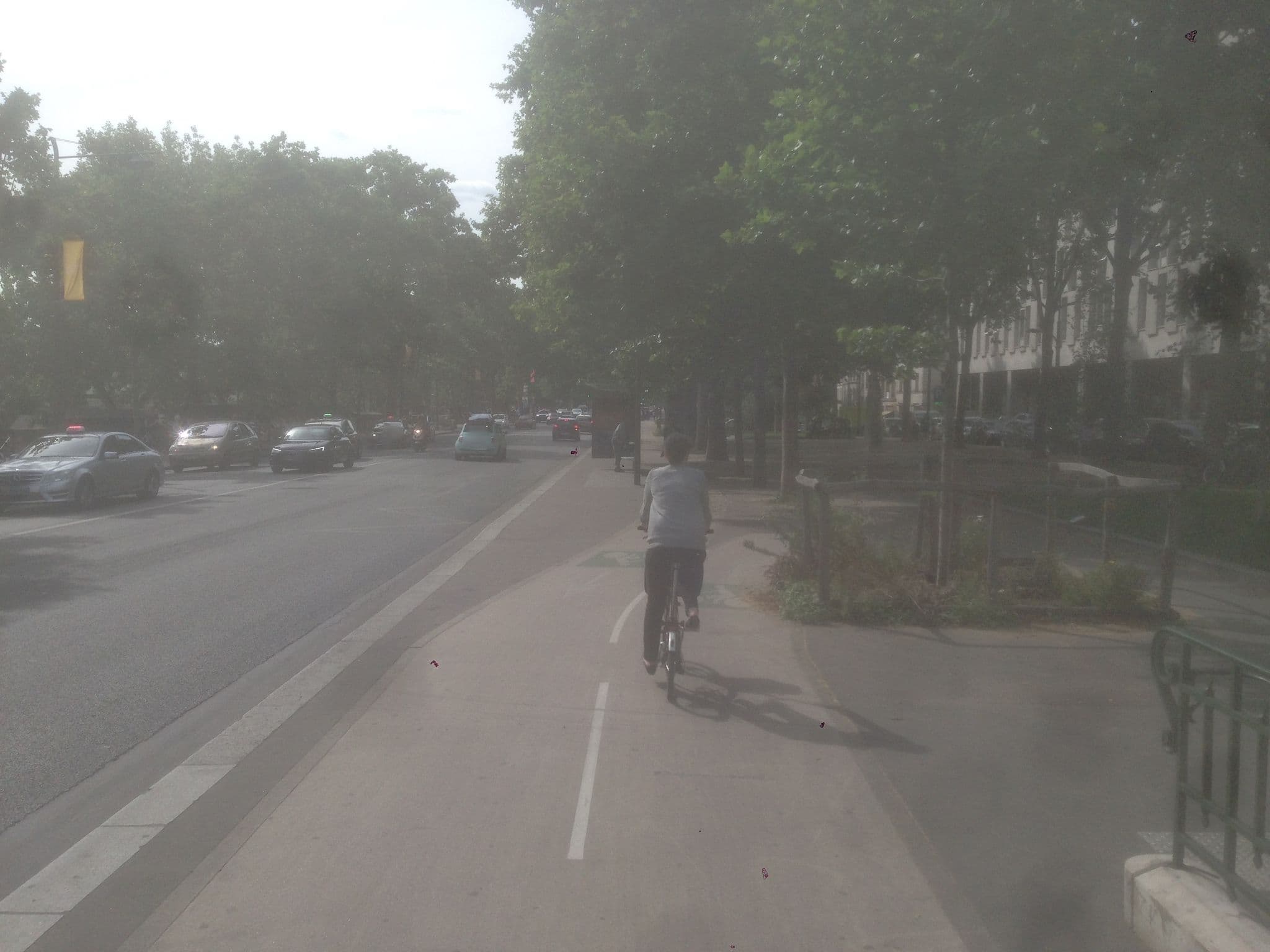Street view near Renouveau Association, Paris — © cyclestreets (CC BY-SA · Mapillary)