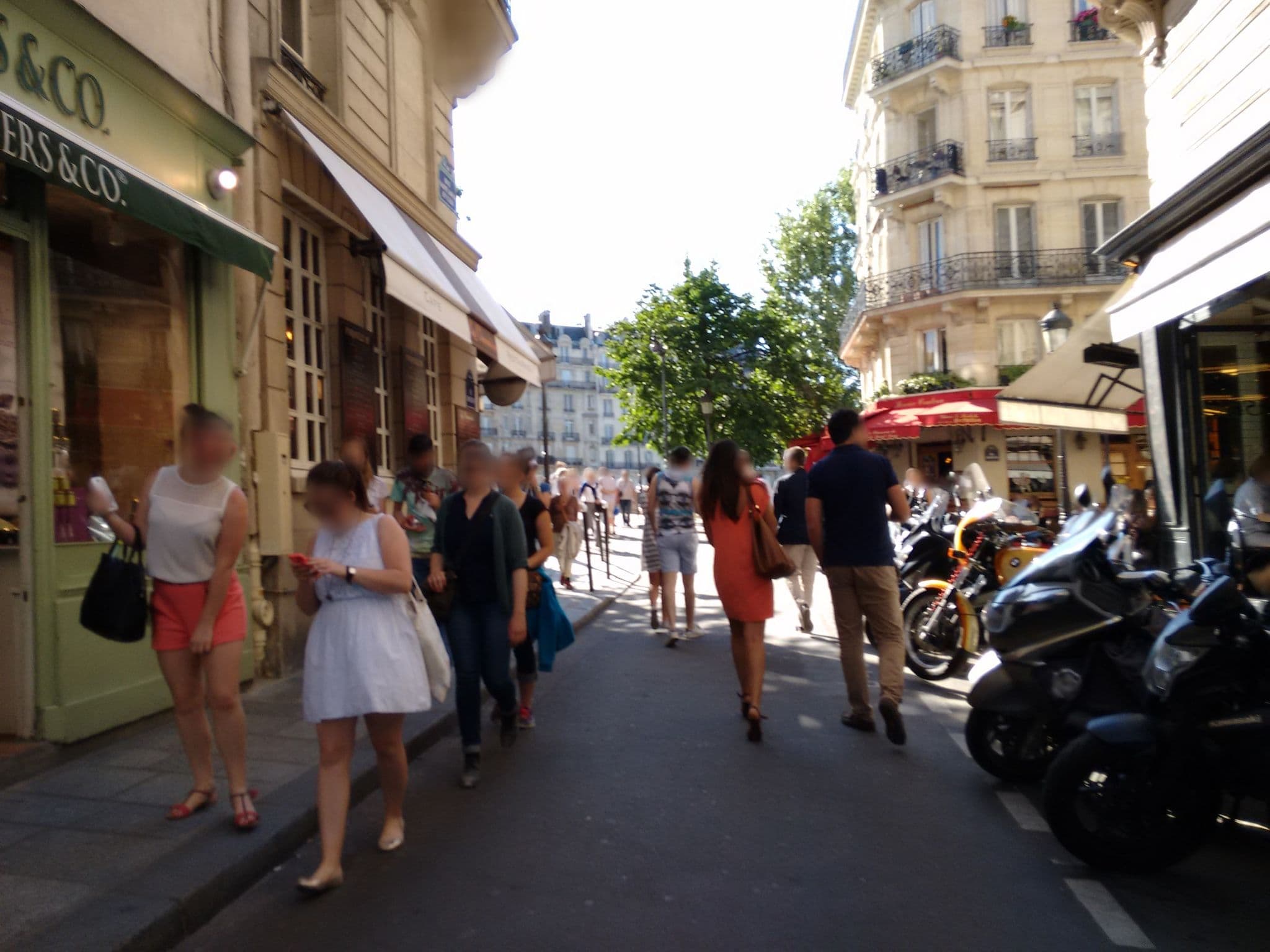 Street view near My Maison In Paris Ile Saint-Louis, Paris — © jglacerda (CC BY-SA · Mapillary)