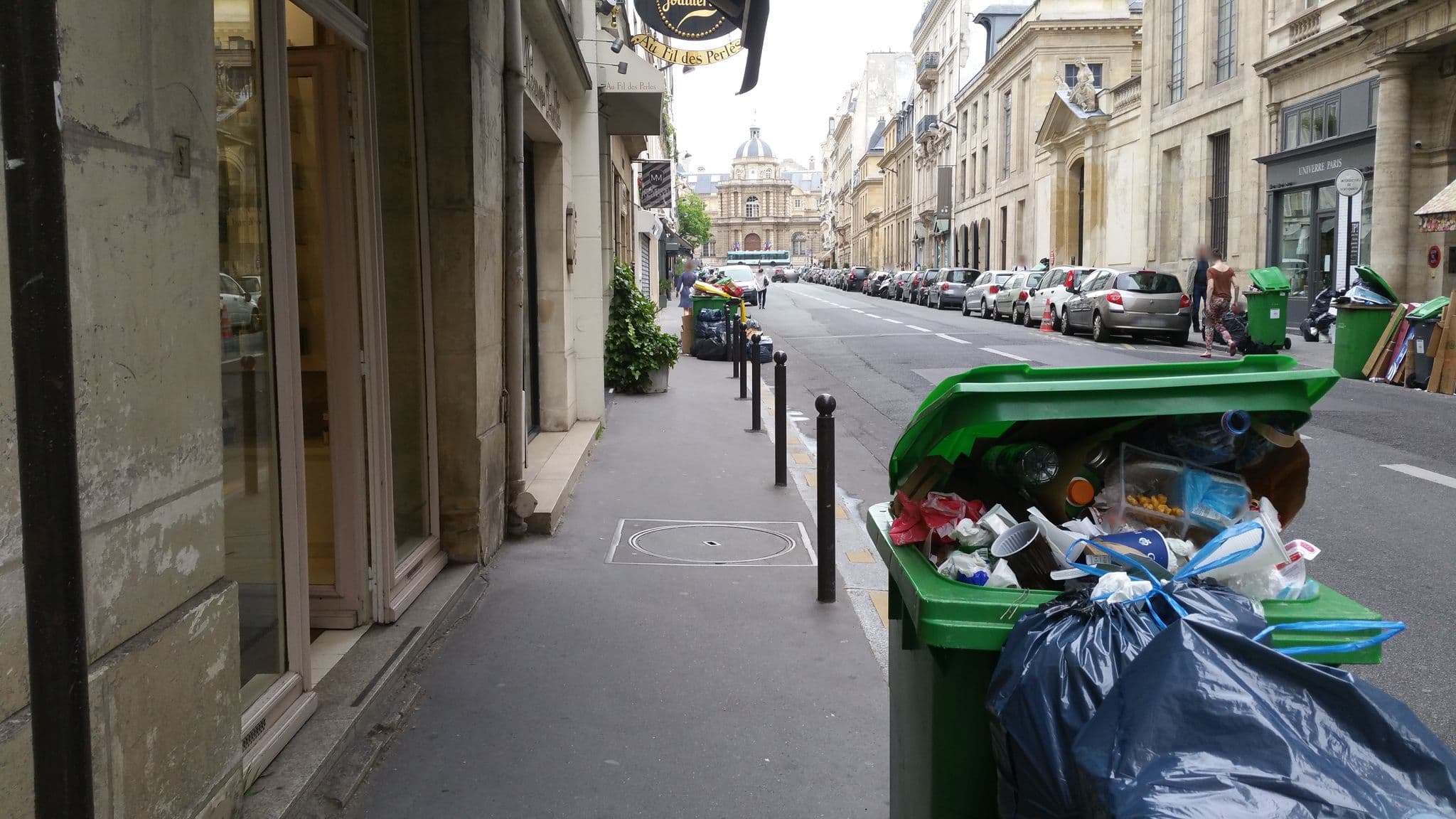 Street view near Hôtel OSG, Paris 06 Luxembourg — © shlublu (CC BY-SA · Mapillary)
